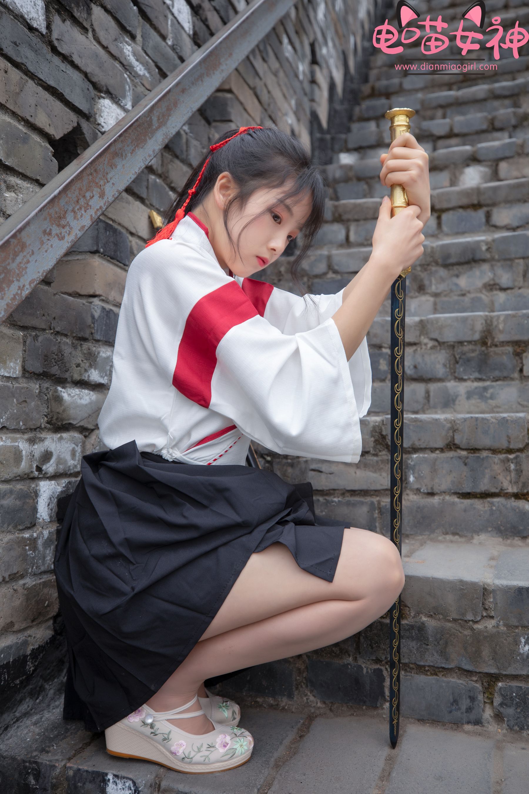 [网红COSER] 电喵女神 - 灵唯 长城古装/(70P)