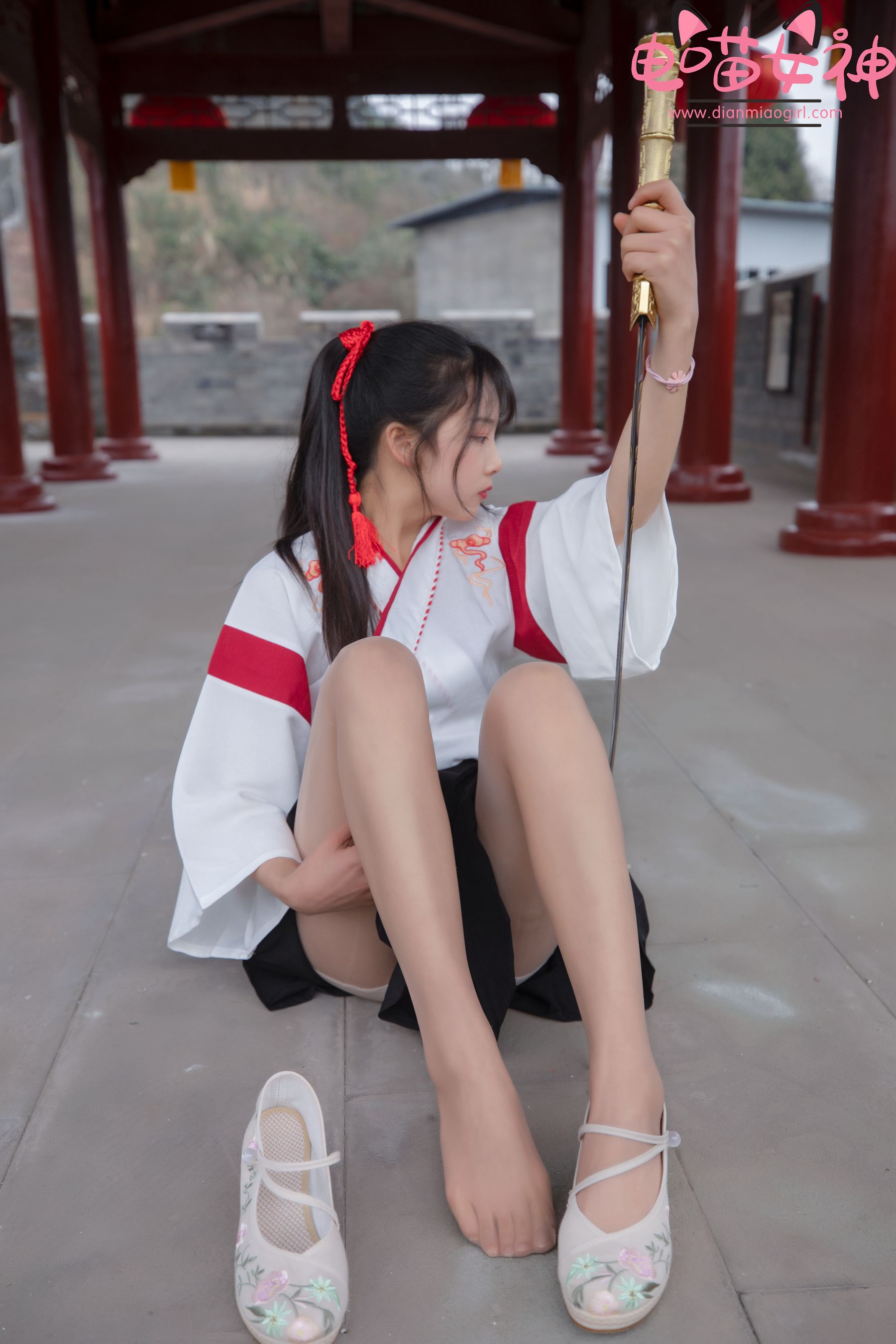 [网红COSER] 电喵女神 - 灵唯 长城古装/(70P)