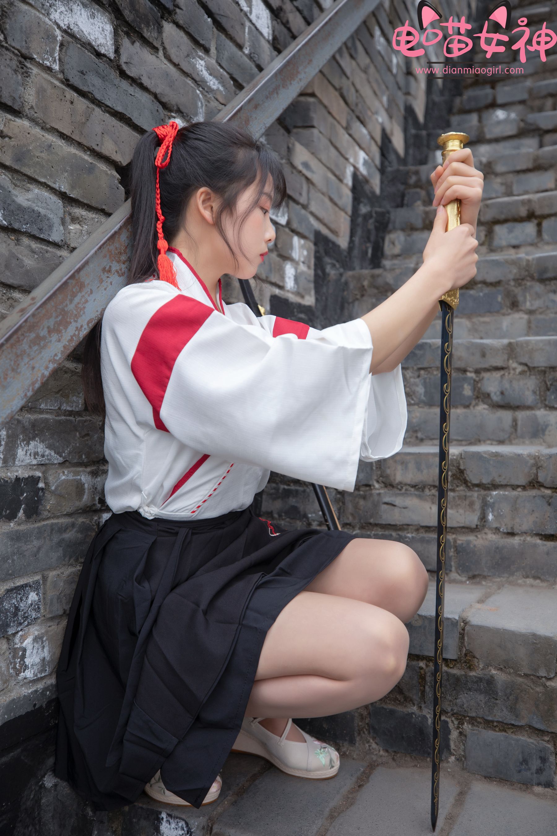 [网红COSER] 电喵女神 - 灵唯 长城古装/(70P)