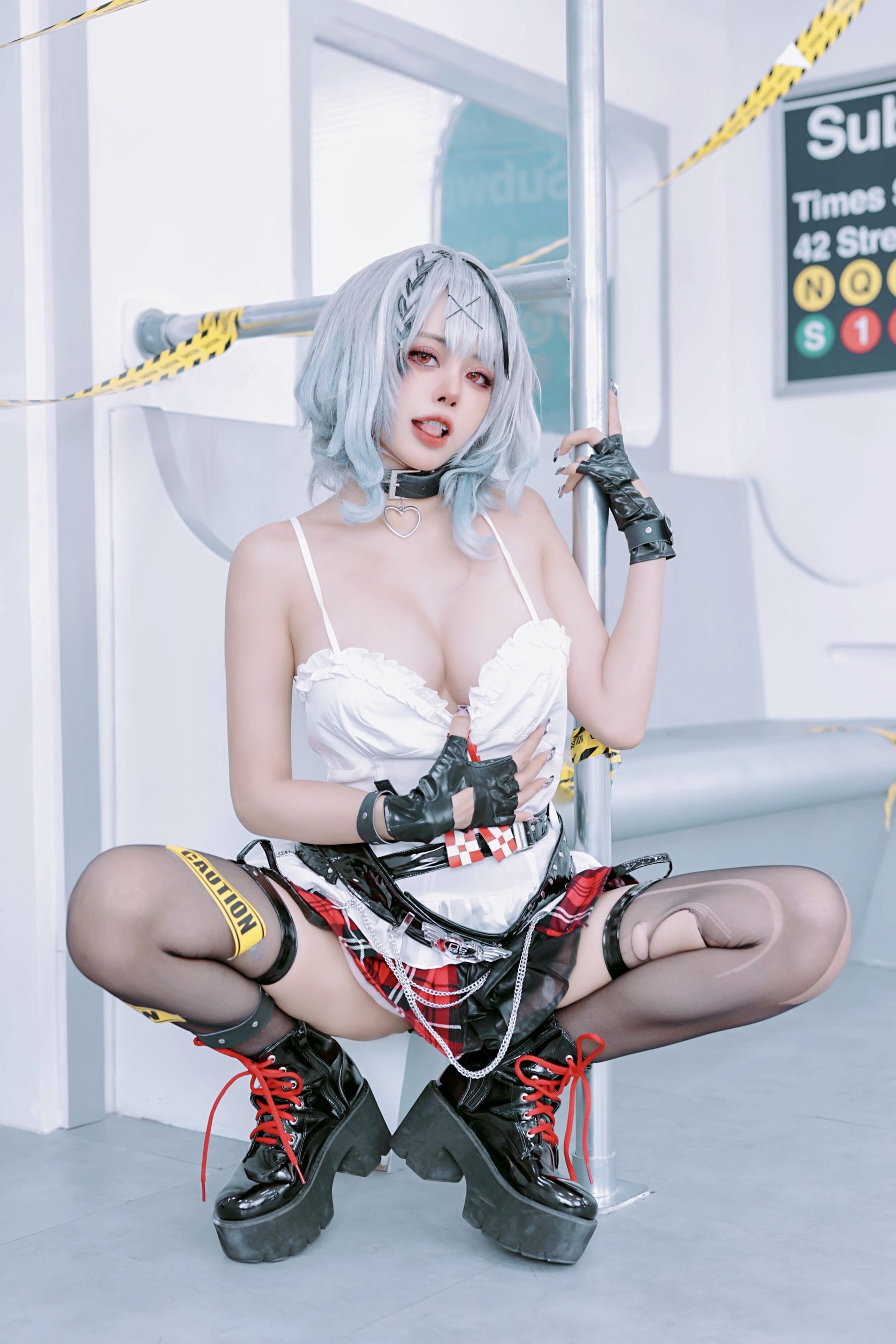 [网红COSER] 日本性感萝莉Byoru - Sakamata Chloe/(89P)