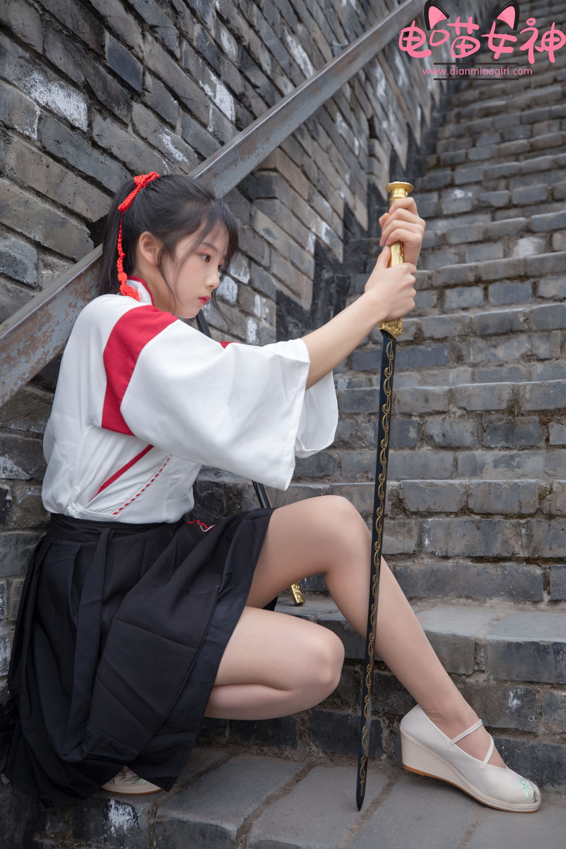 [网红COSER] 电喵女神 - 灵唯 长城古装/(70P)