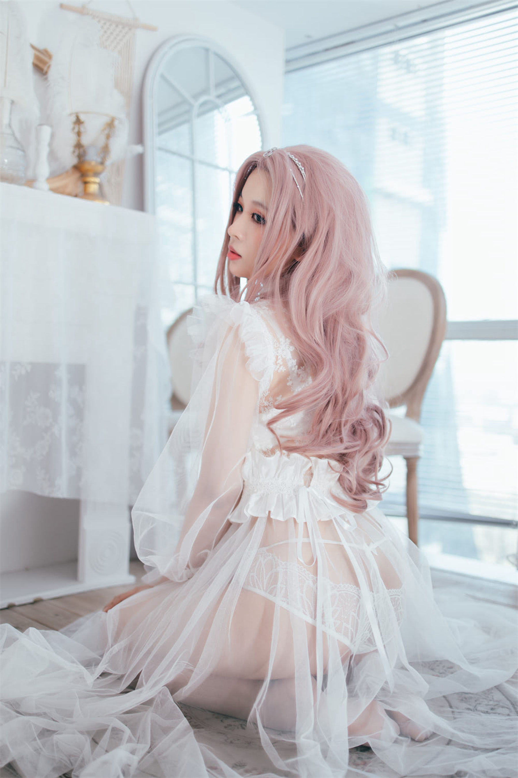 [网红COSER] 轩萧学姐 - 花嫁/(32P)