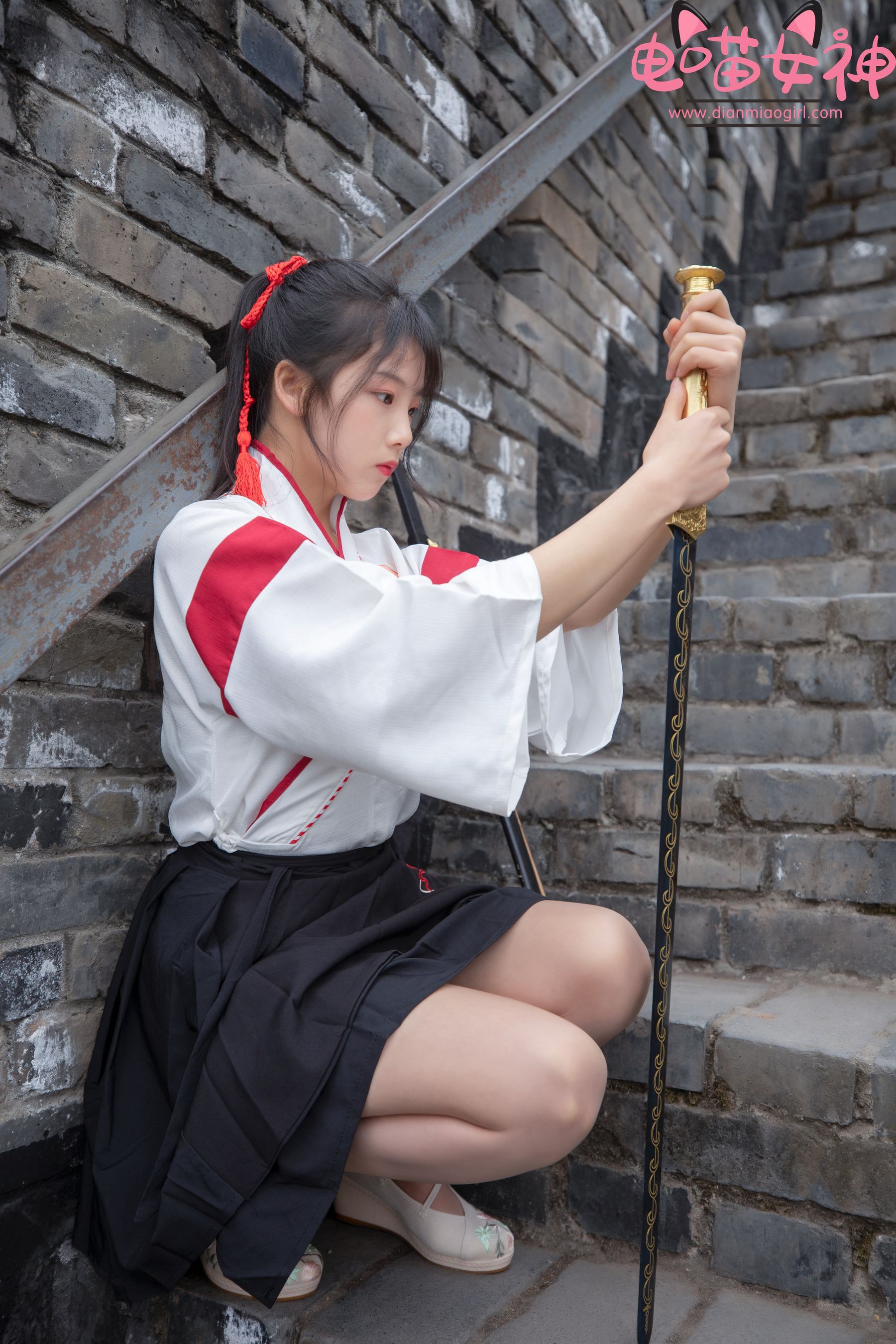 [网红COSER] 电喵女神 - 灵唯 长城古装/(70P)