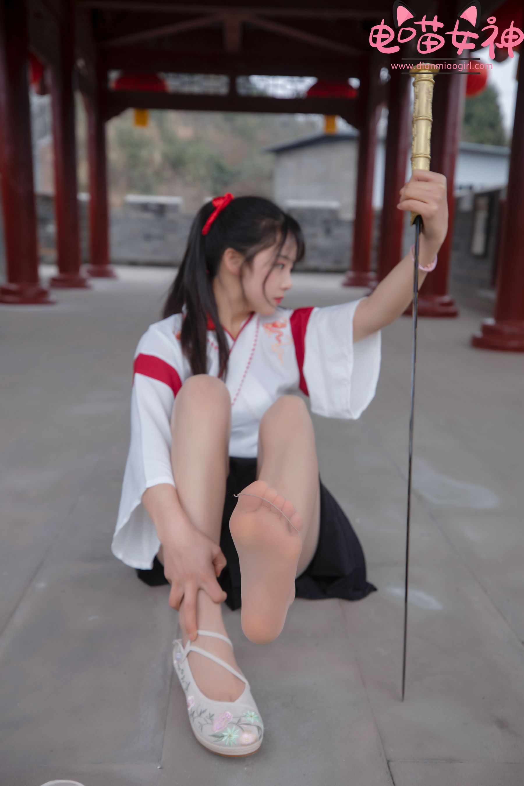 [网红COSER] 电喵女神 - 灵唯 长城古装/(70P)