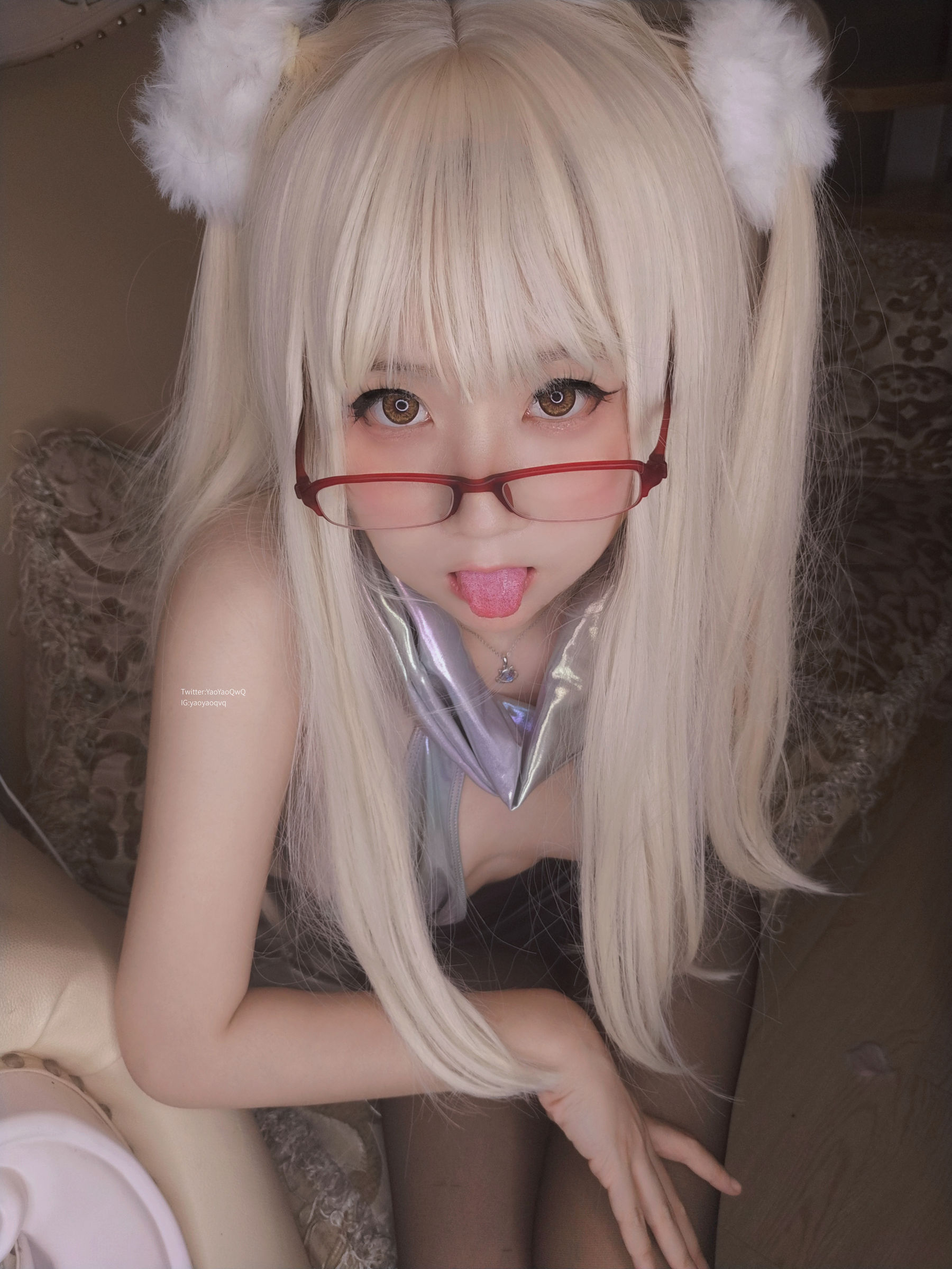 [网红COSER] 萌妹子Coser摇摇乐yoyo - 黑色长筒袜/(115P)