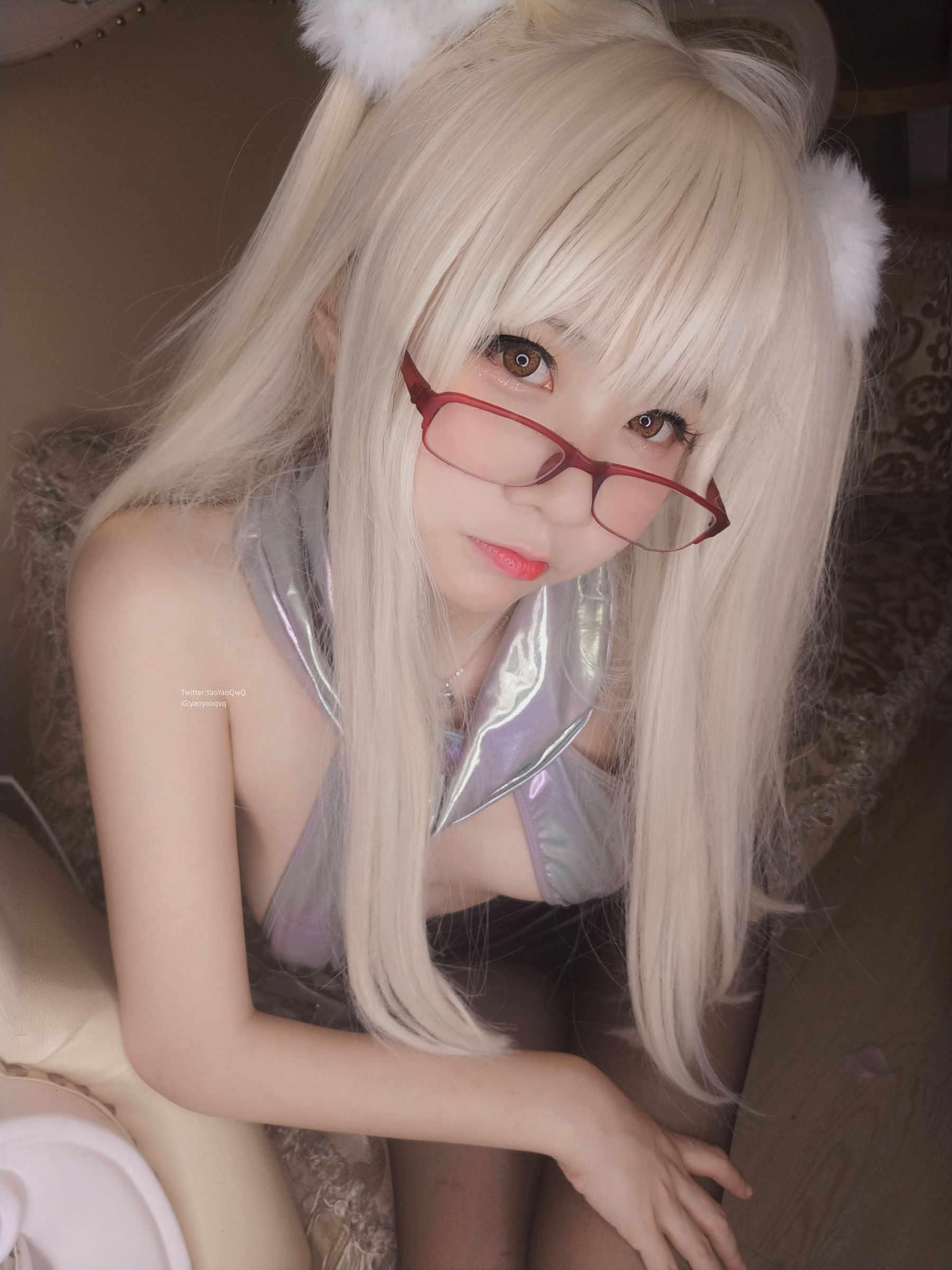 [网红COSER] 萌妹子Coser摇摇乐yoyo - 黑色长筒袜/(115P)