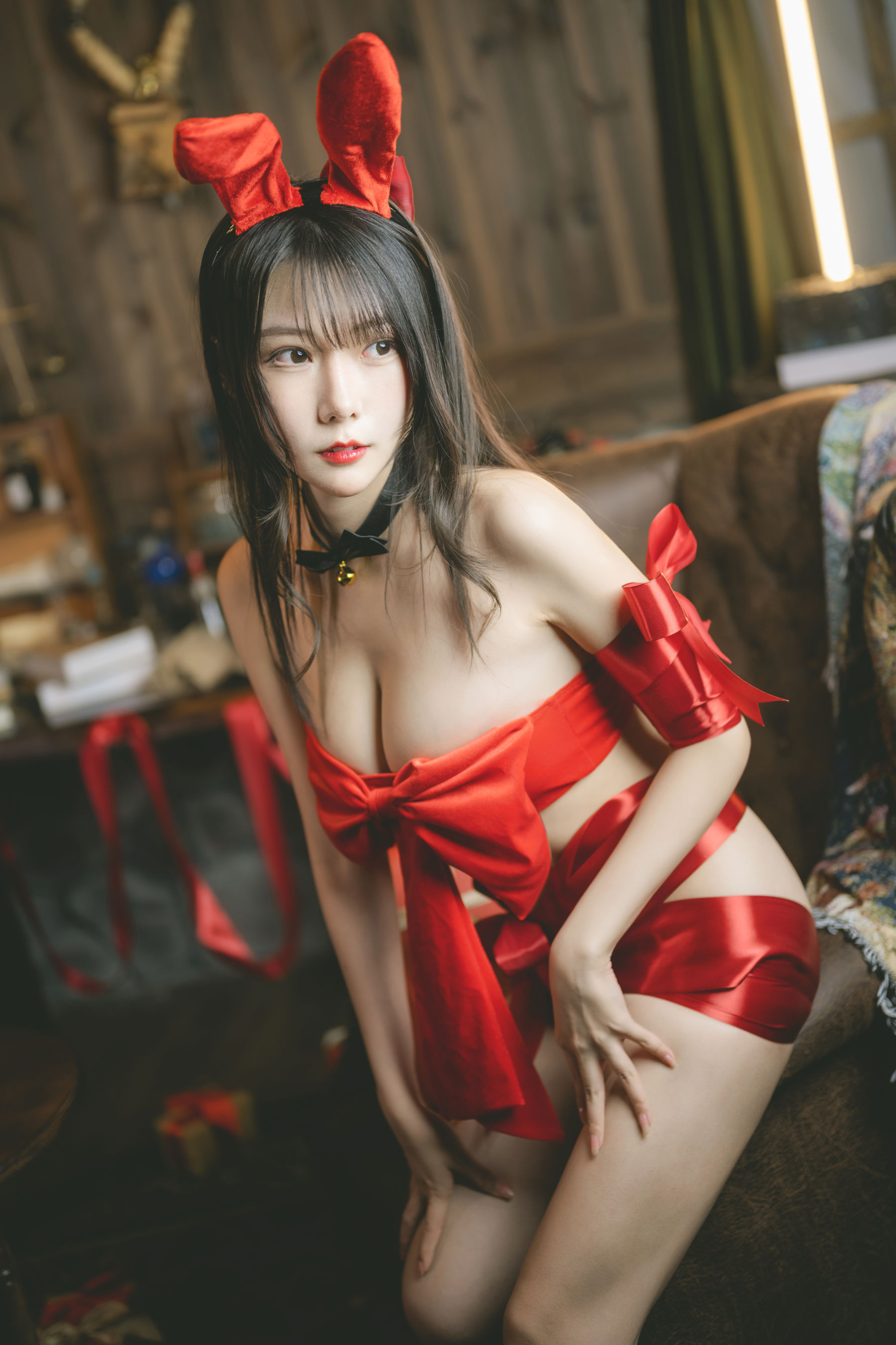 [网红COSER] 香草喵露露写真 - 杨枝甘露 红色丝带礼物/(54P)