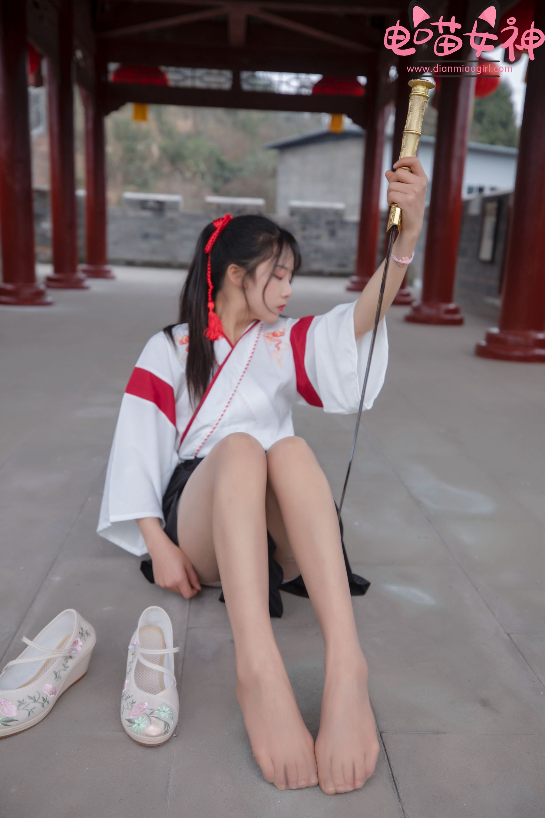 [网红COSER] 电喵女神 - 灵唯 长城古装/(70P)