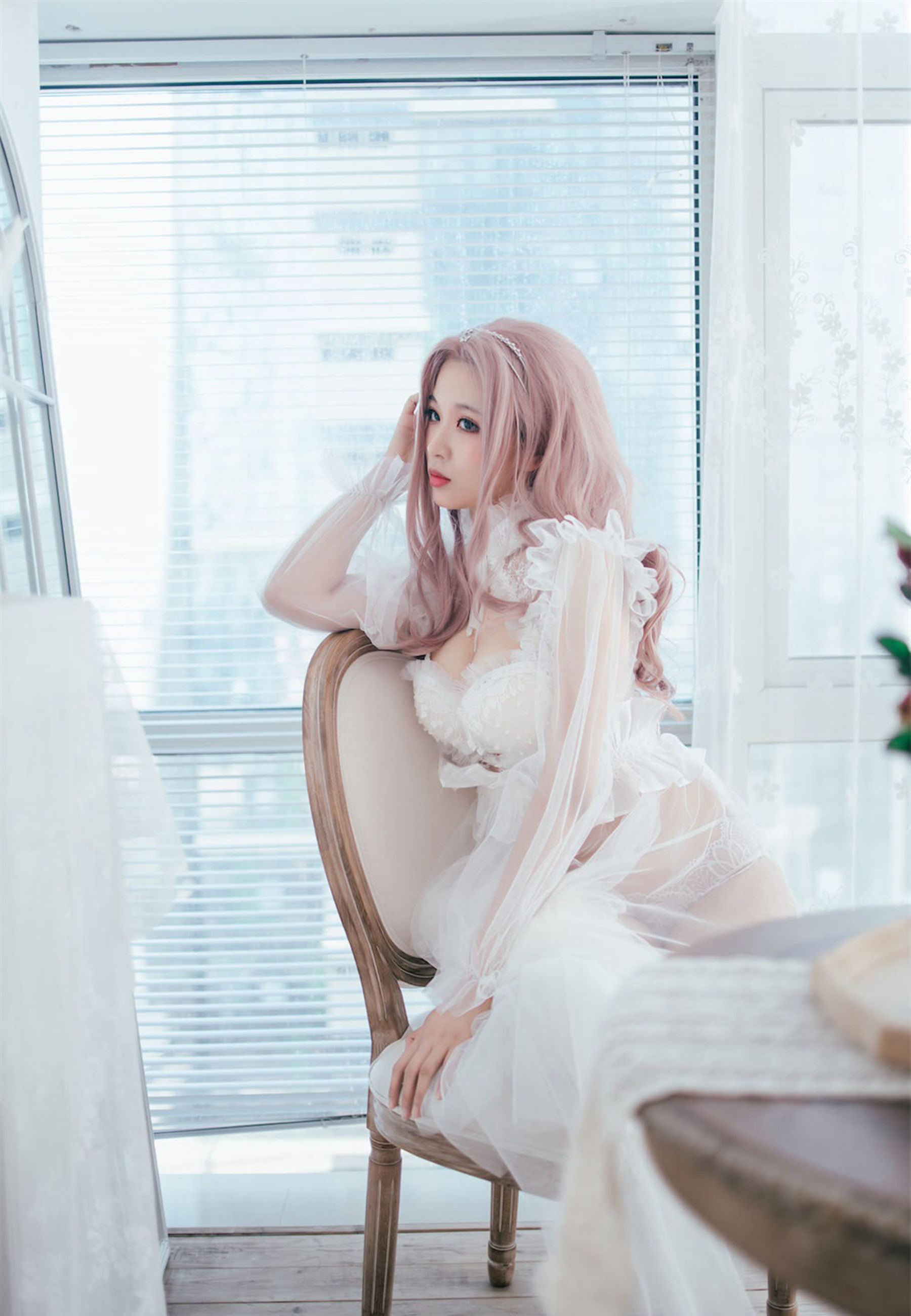 [网红COSER] 轩萧学姐 - 花嫁/(32P)