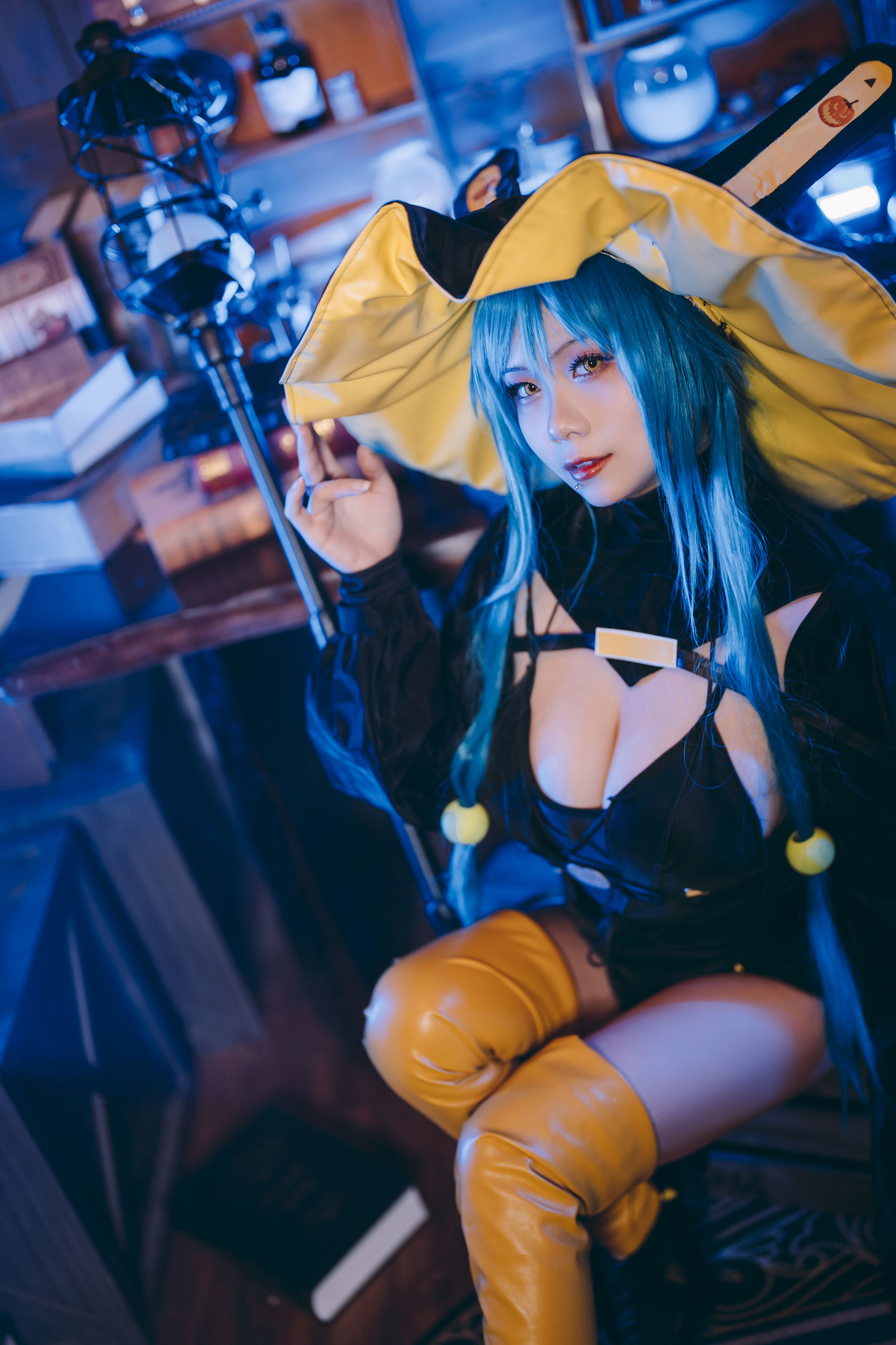 [网红COSER] 末夜787 - 黄棚树城/(25P)