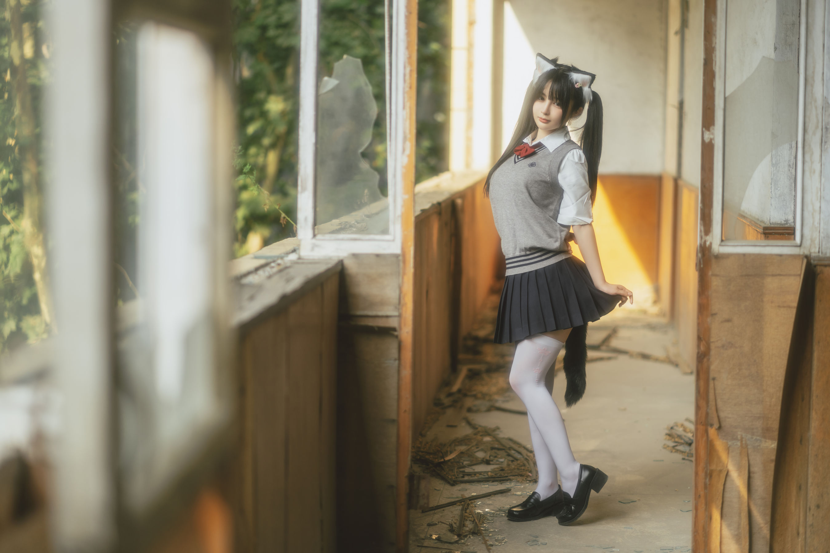 [网红COSER] 桜井宁宁 - 废墟JK/(70P)