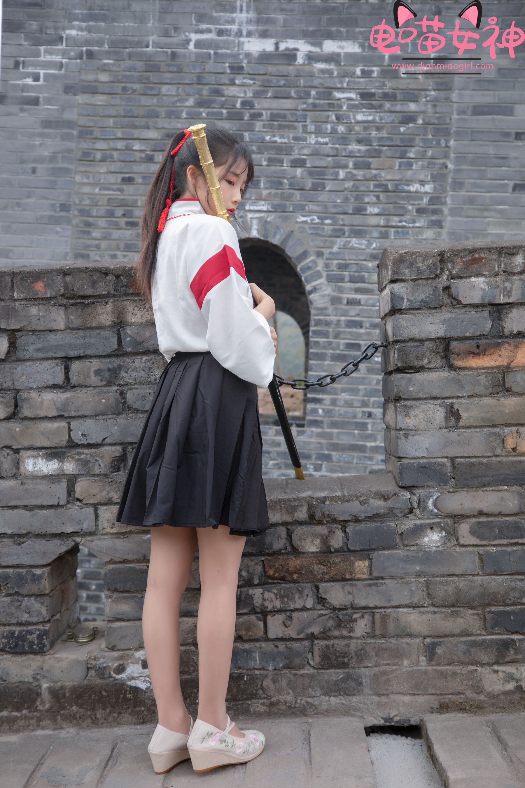 [网红COSER] 电喵女神 - 灵唯 长城古装/(70P)