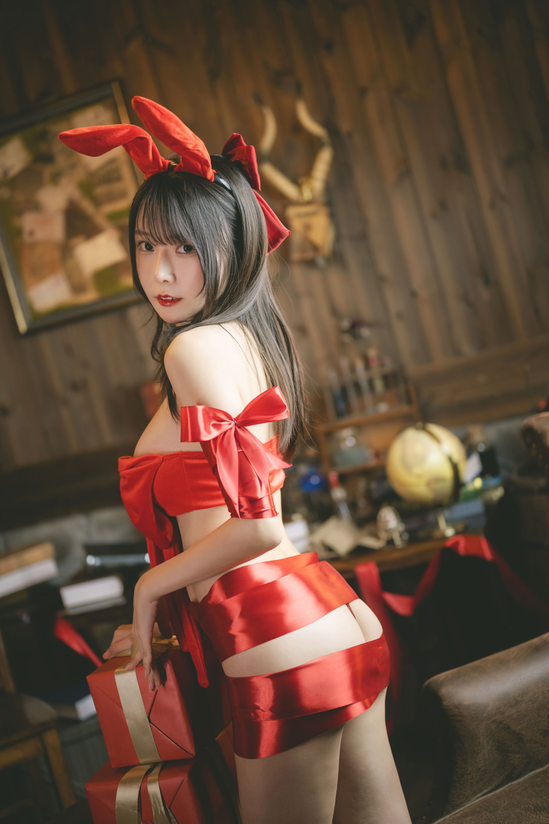 [网红COSER] 香草喵露露写真 - 杨枝甘露 红色丝带礼物/(54P)