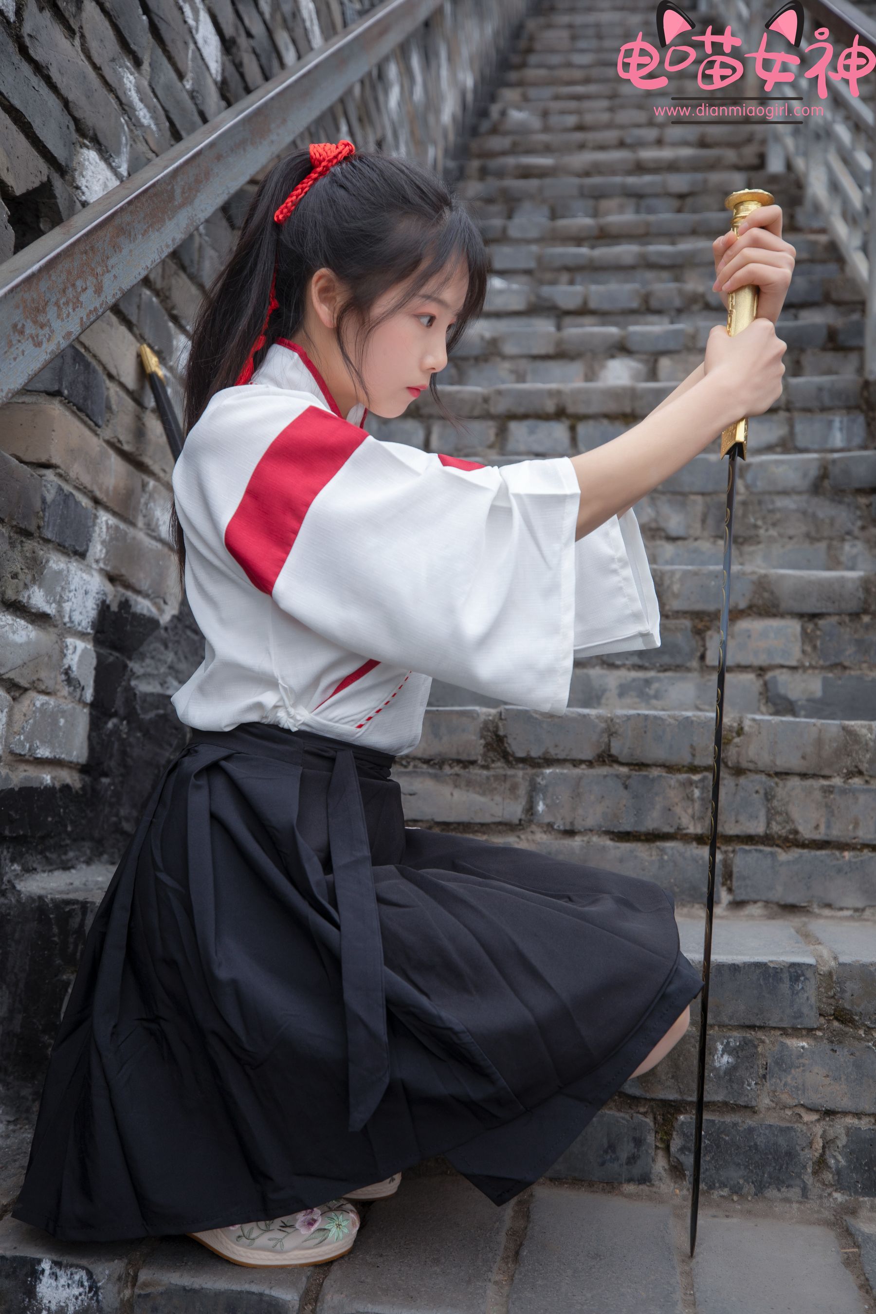 [网红COSER] 电喵女神 - 灵唯 长城古装/(70P)