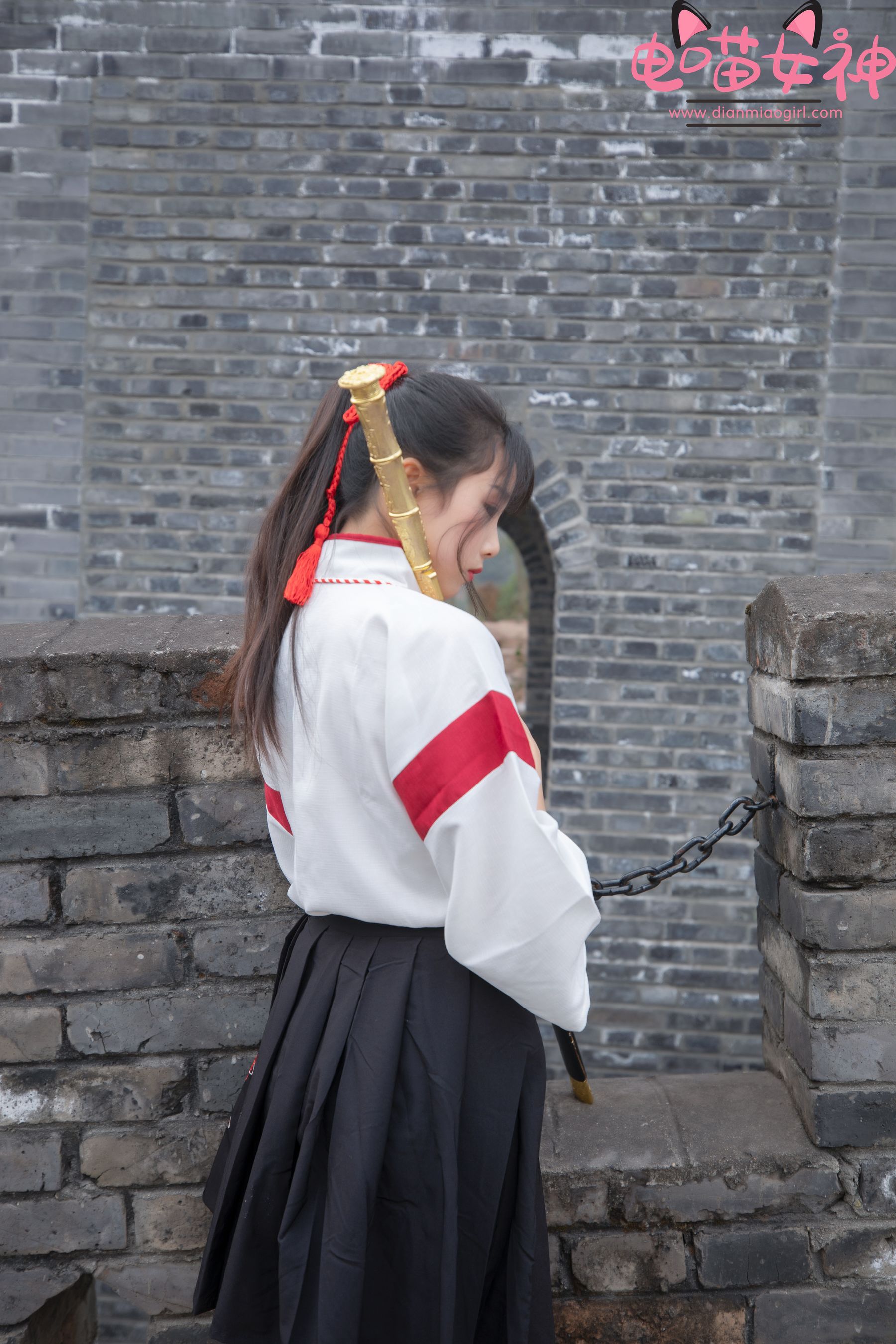 [网红COSER] 电喵女神 - 灵唯 长城古装/(70P)