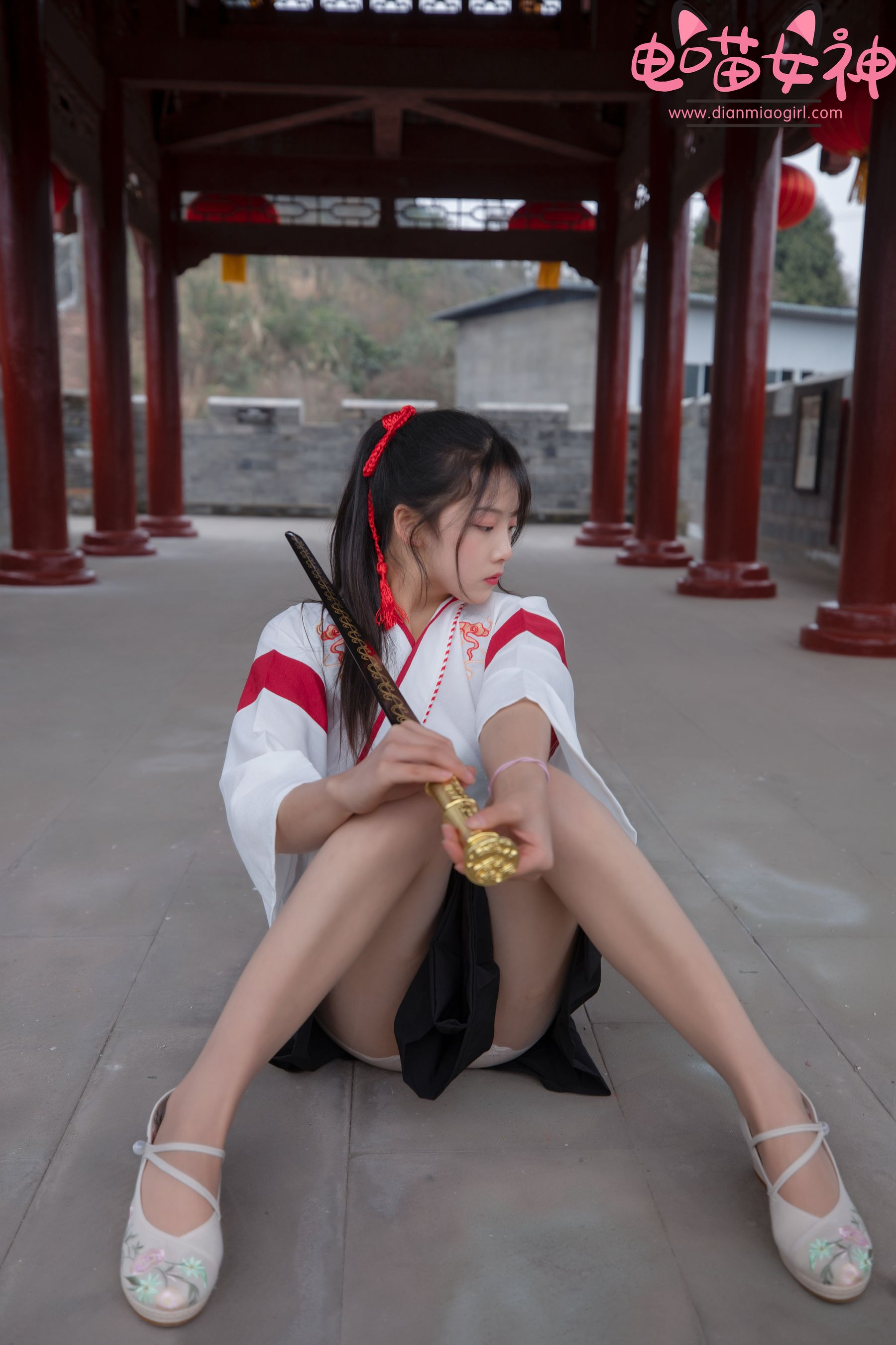 [网红COSER] 电喵女神 - 灵唯 长城古装/(70P)