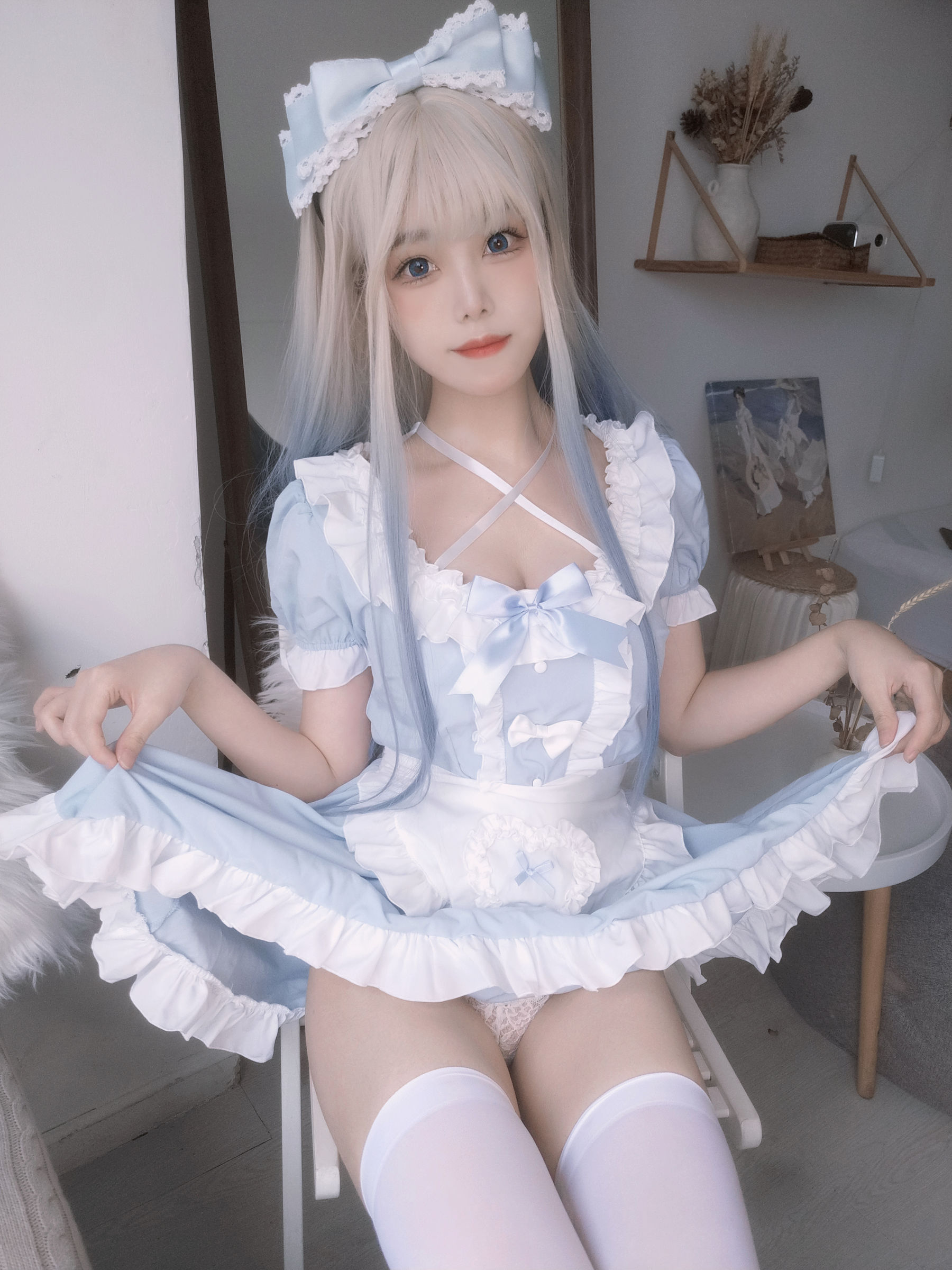 [网红COSER] 萌系小姐姐蜜汁猫裘 - 蓝女仆/(27P)