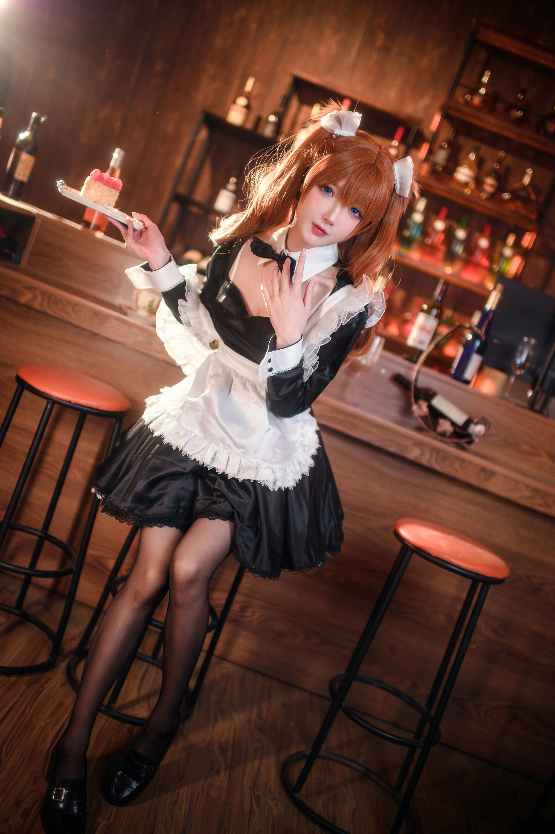 [网红COSER] 动漫博主阿包也是兔娘 - 明日香/(27P)