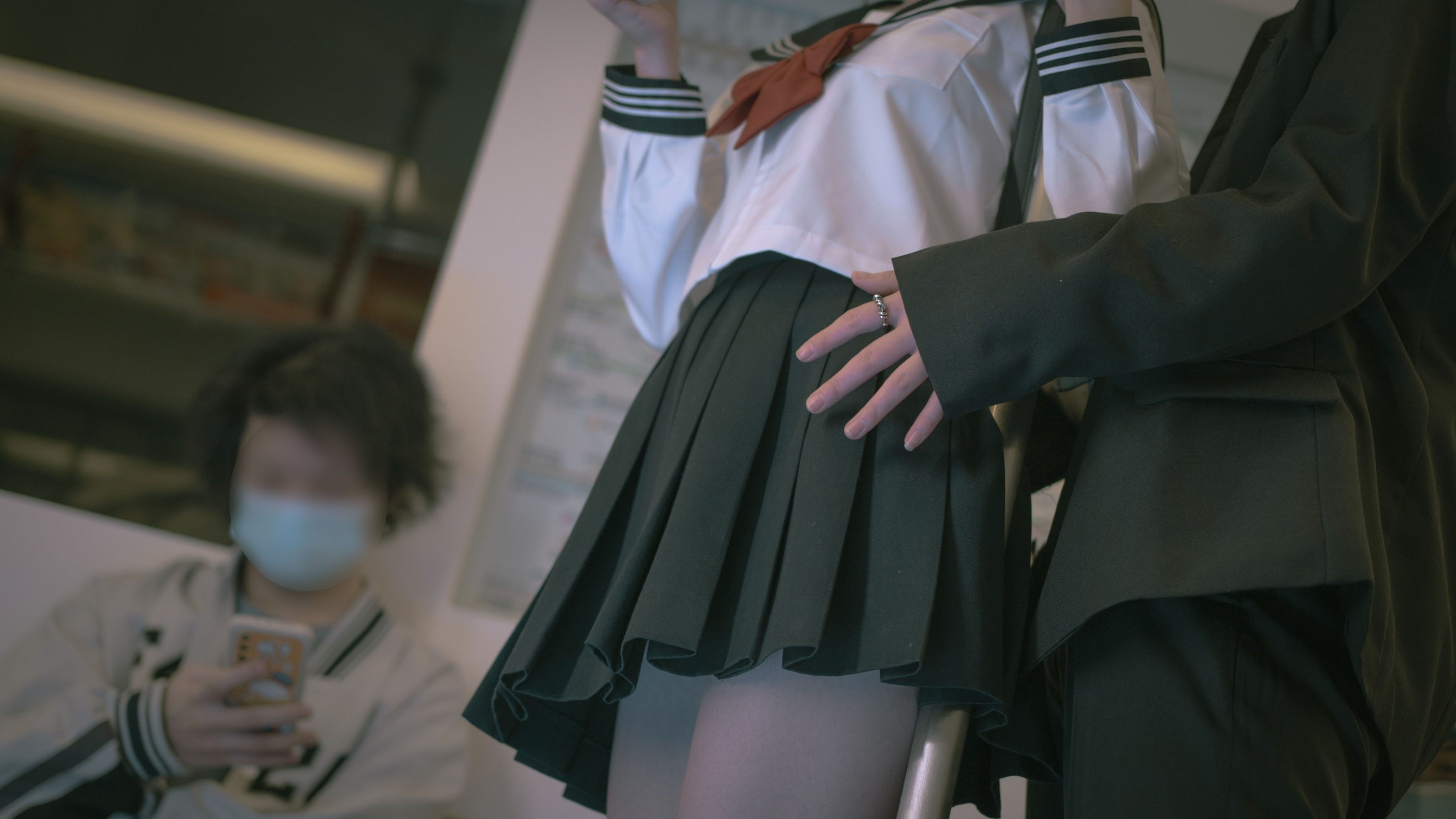 [网红COSER] 西园寺南歌写真 - 电车物语/(125P)