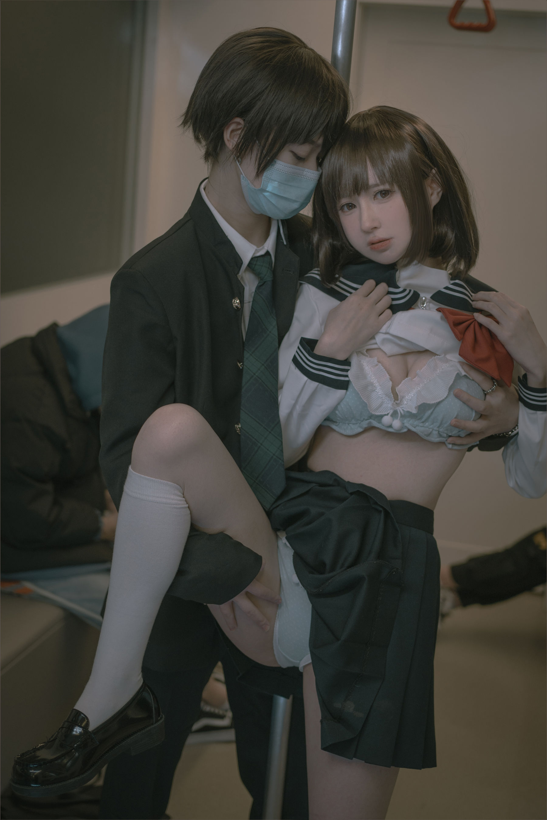 [网红COSER] 西园寺南歌写真 - 电车物语/(125P)