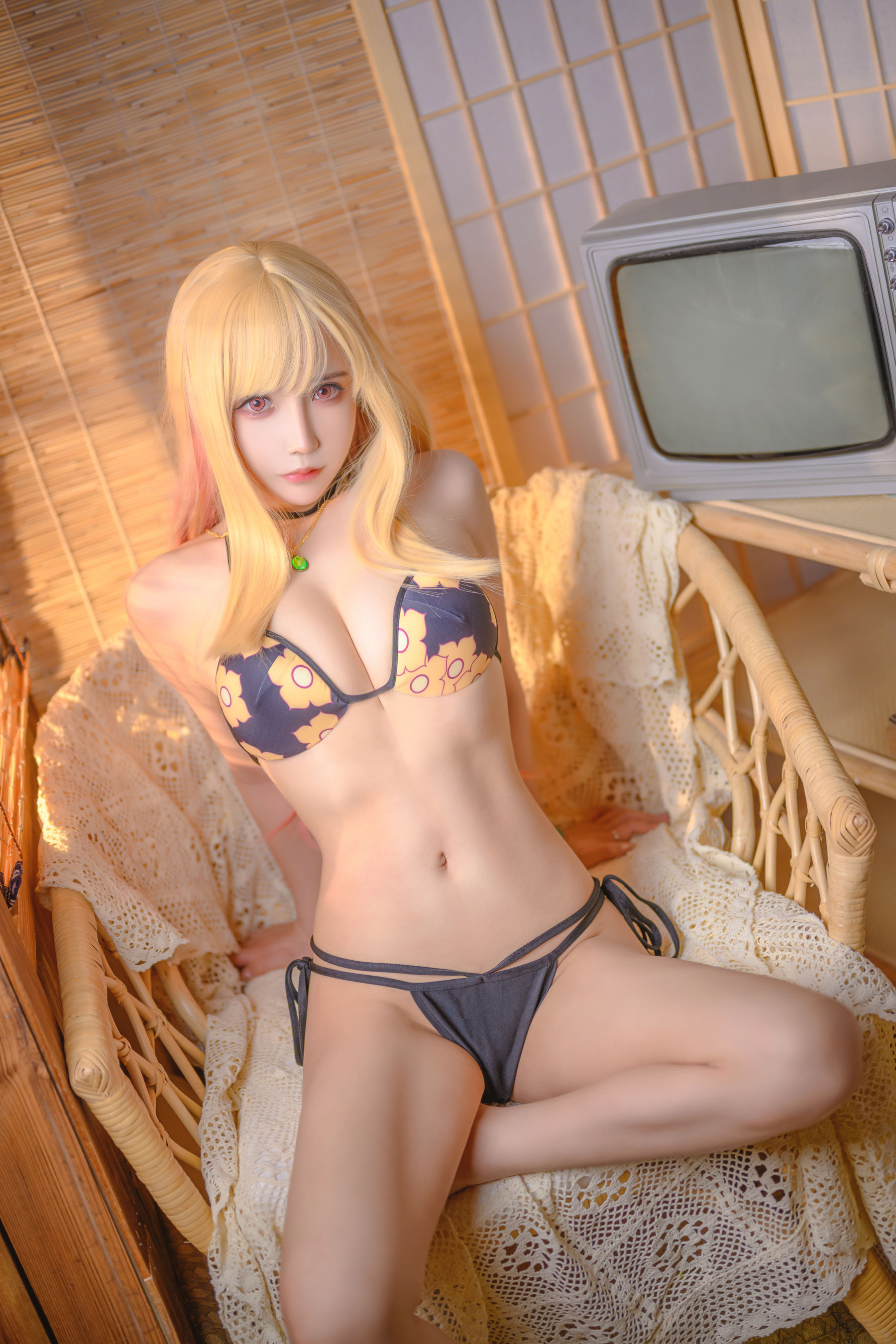 [网红COSER] 二次元妹子抱走莫子aa - 喜多川泳装/(44P)