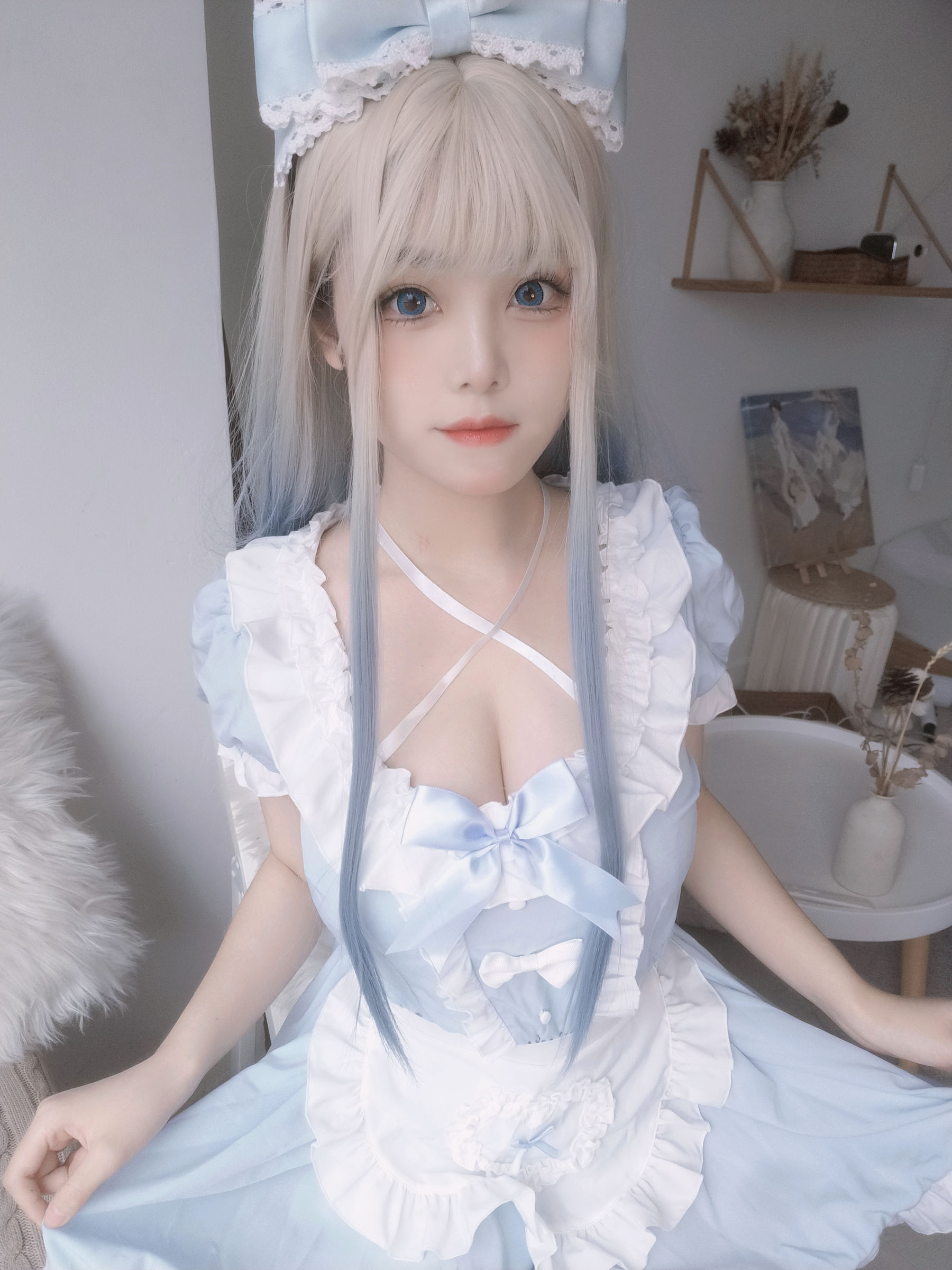 [网红COSER] 萌系小姐姐蜜汁猫裘 - 蓝女仆/(27P)