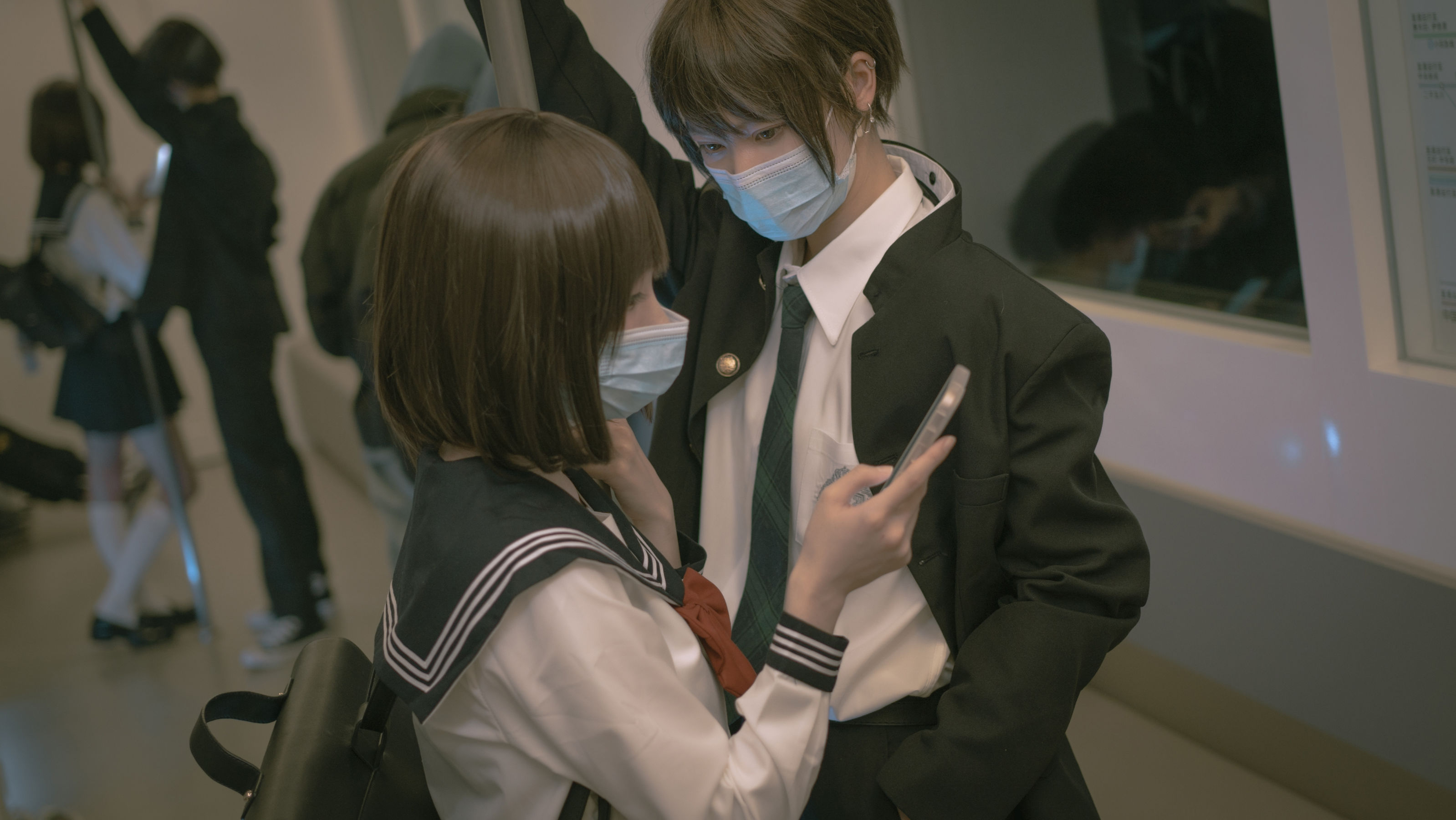 [网红COSER] 西园寺南歌写真 - 电车物语/(125P)