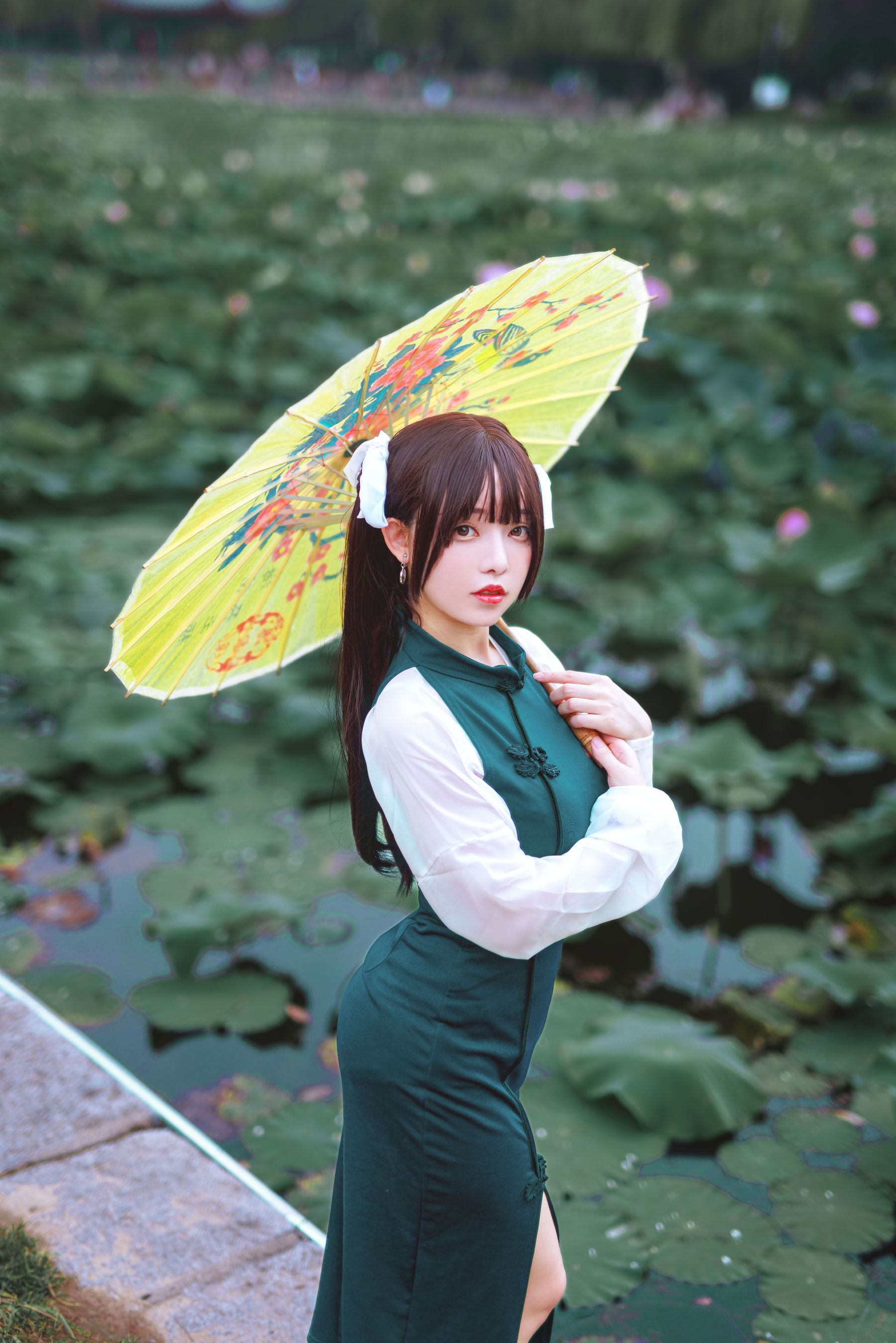 [网红COSER] 六味帝皇酱 - 粉丝群专属/(9P)