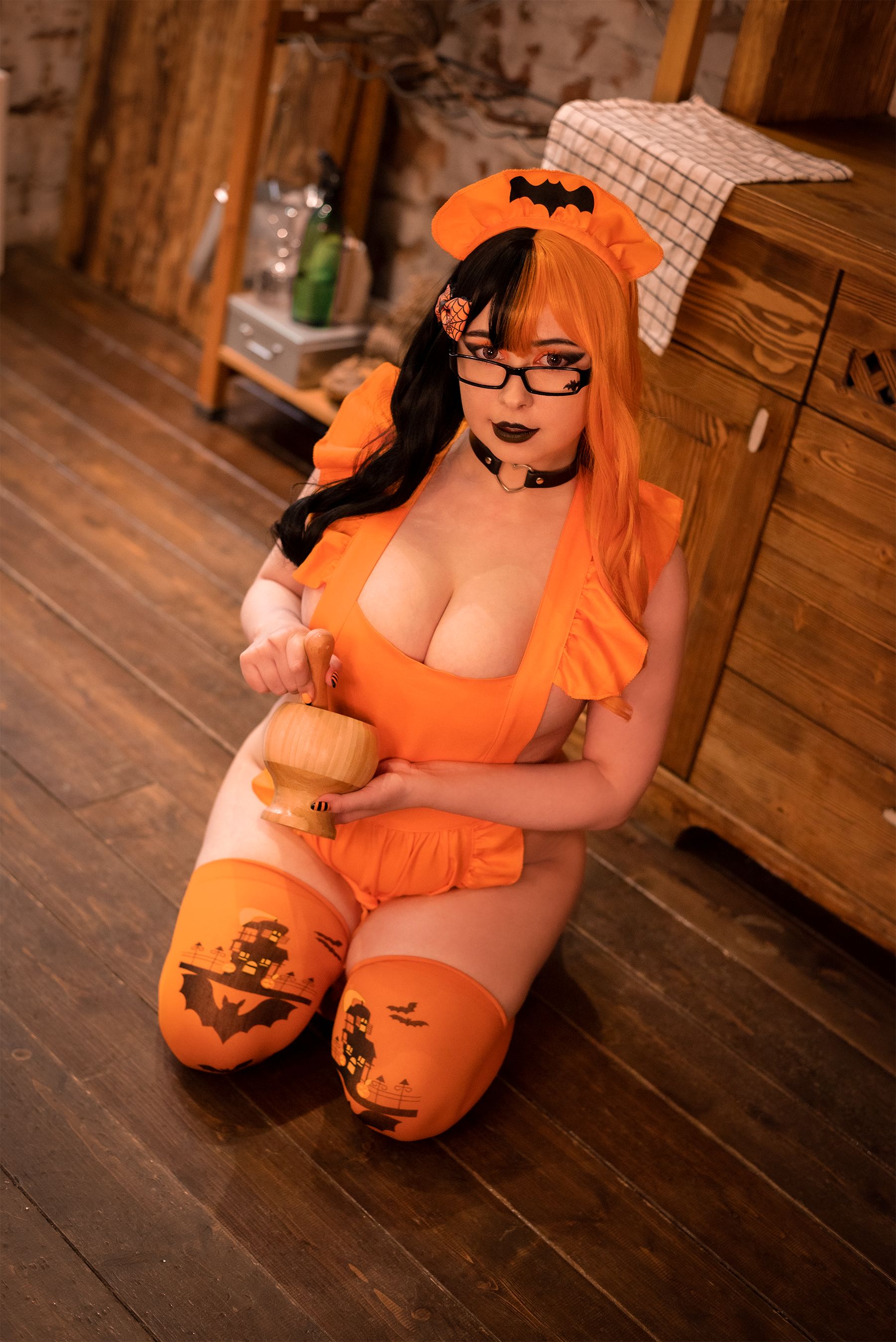 [网红COSER] Yoshinobi - Pumpkin Milf/(40P)