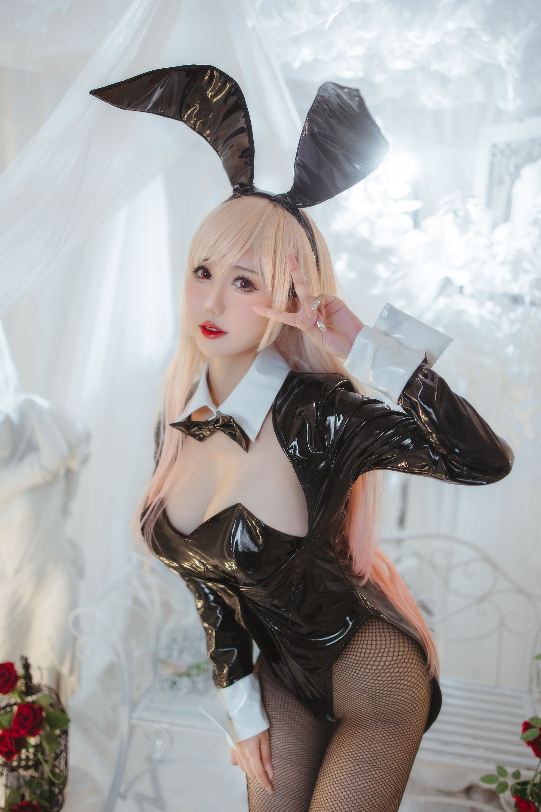 [网红COSER] 仙女月 - 喜多川海梦兔女郎/(25P)