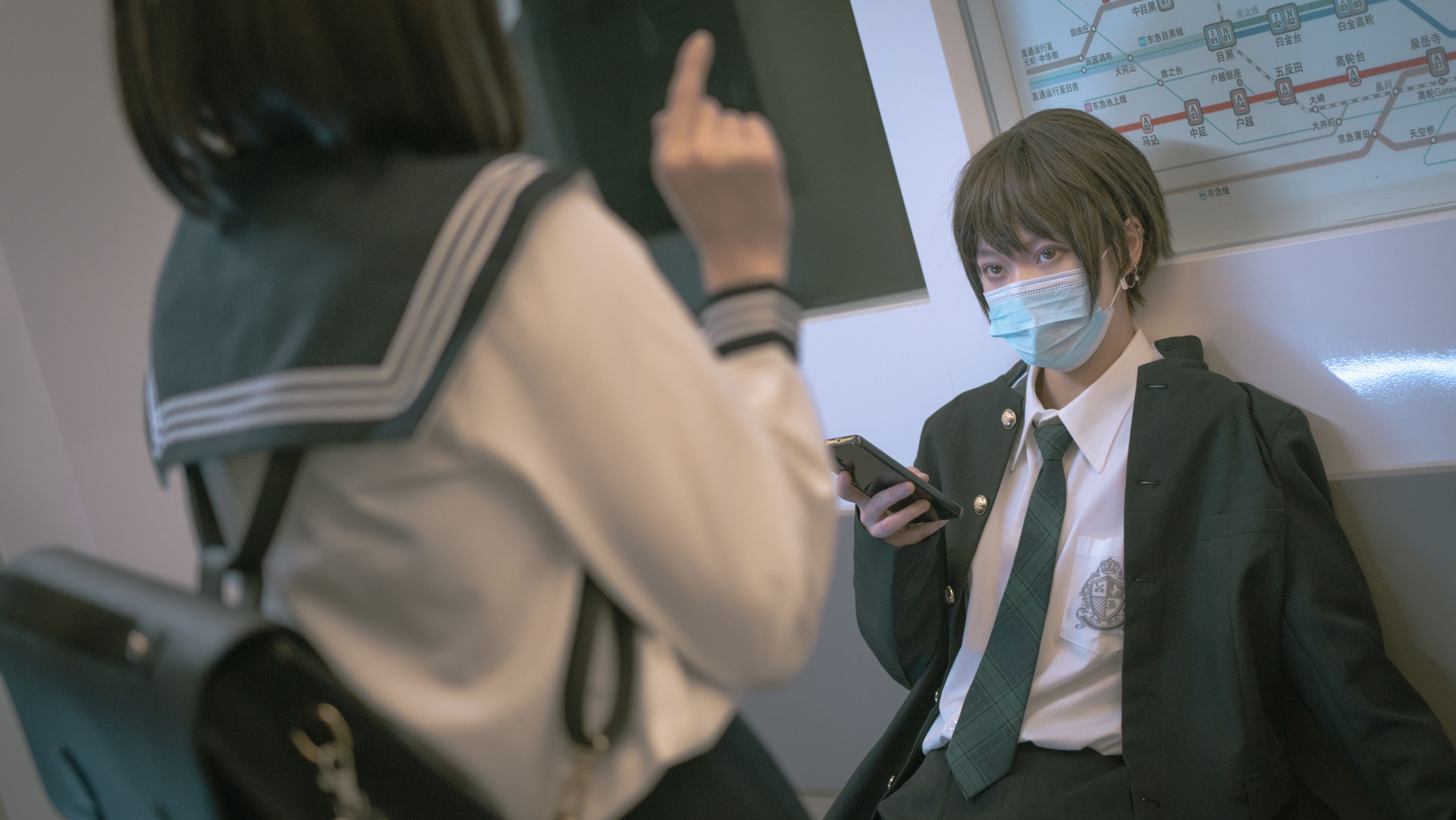 [网红COSER] 西园寺南歌写真 - 电车物语/(125P)