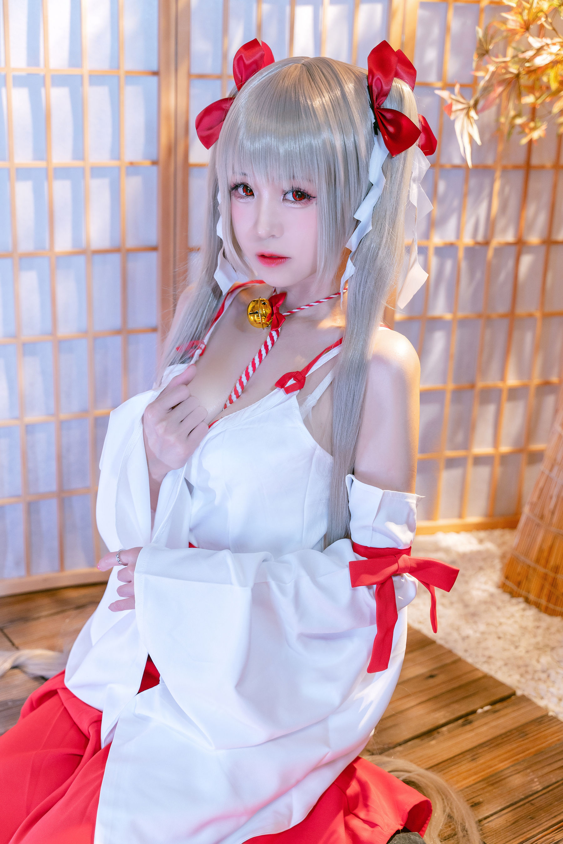 [福利COS] miko酱ww - 可畏巫女/(23P)