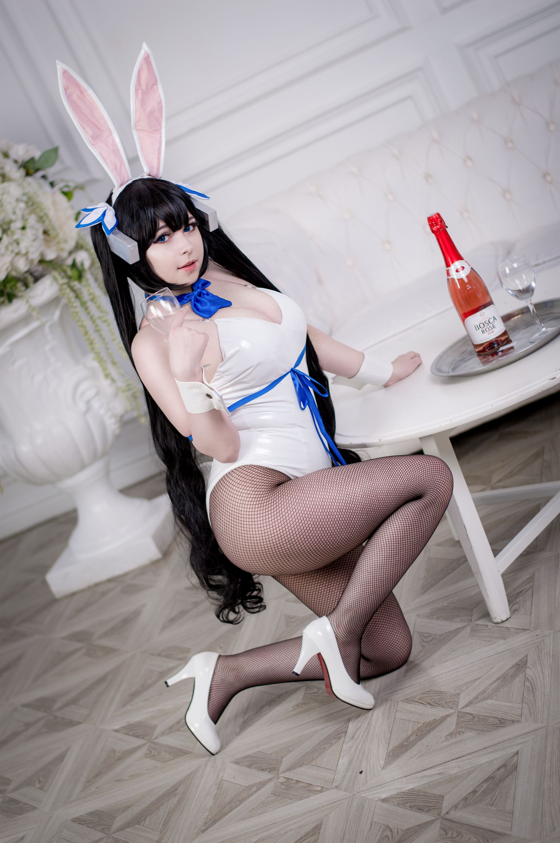 [福利COS] Yoshinobi - Hestia Bunny/(45P)