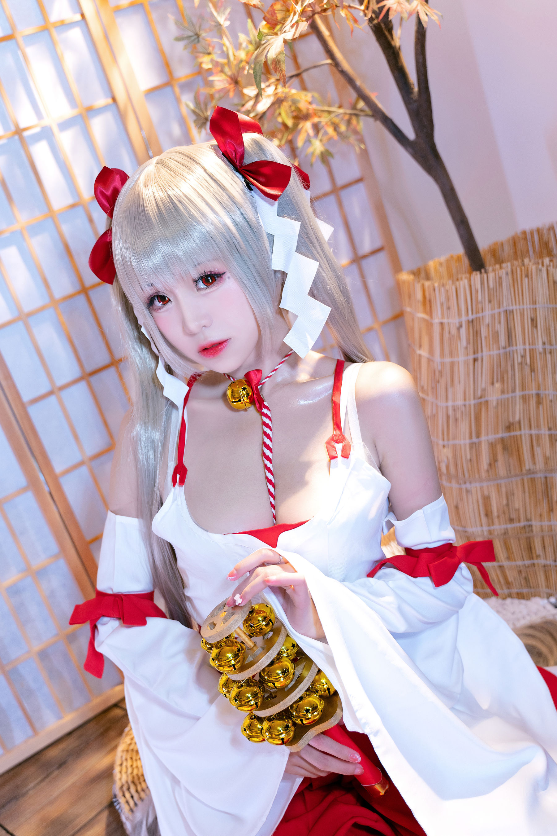 [福利COS] miko酱ww - 可畏巫女/(23P)