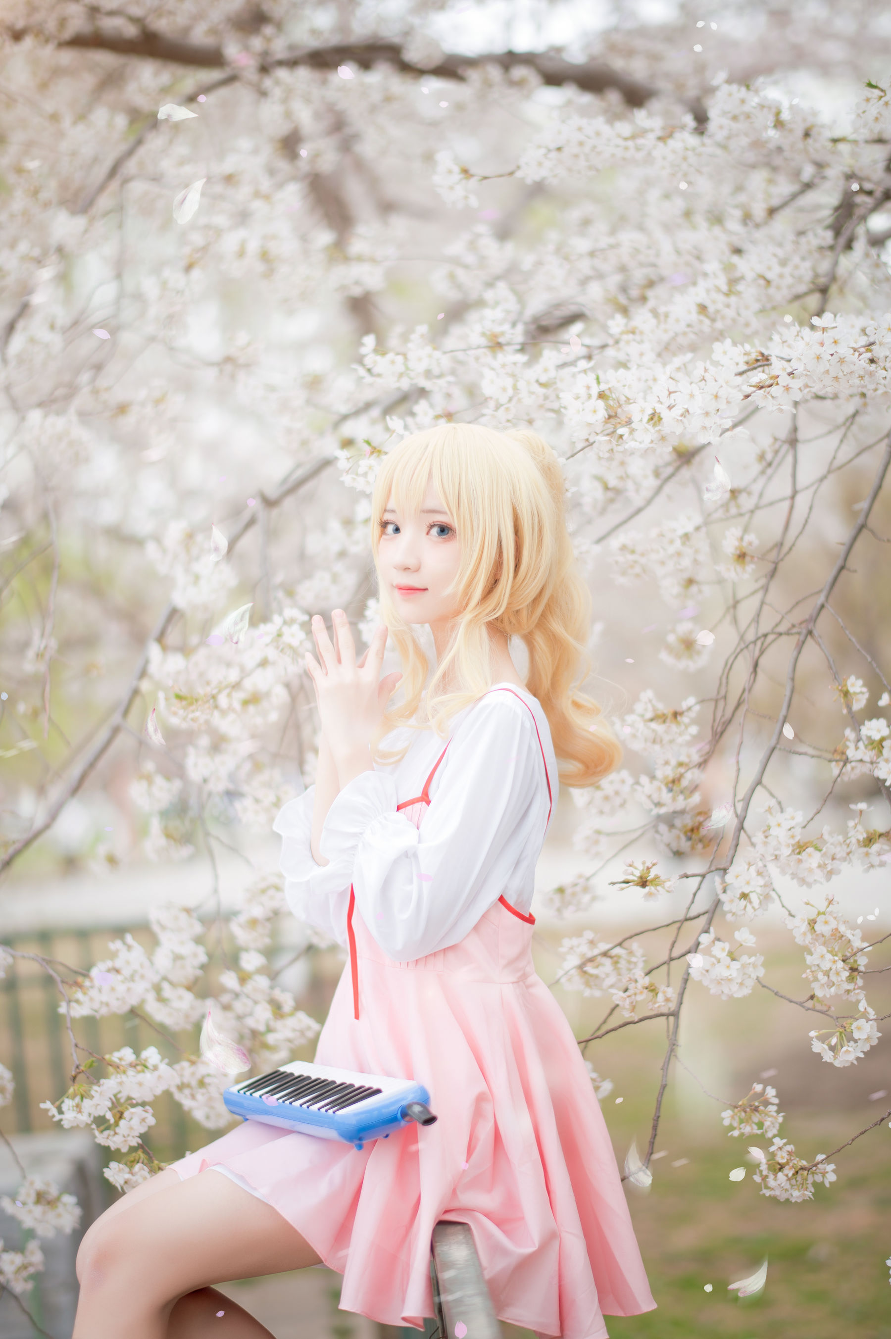 [福利COS] 花柒Hana - 宫园熏粉裙/(9P)