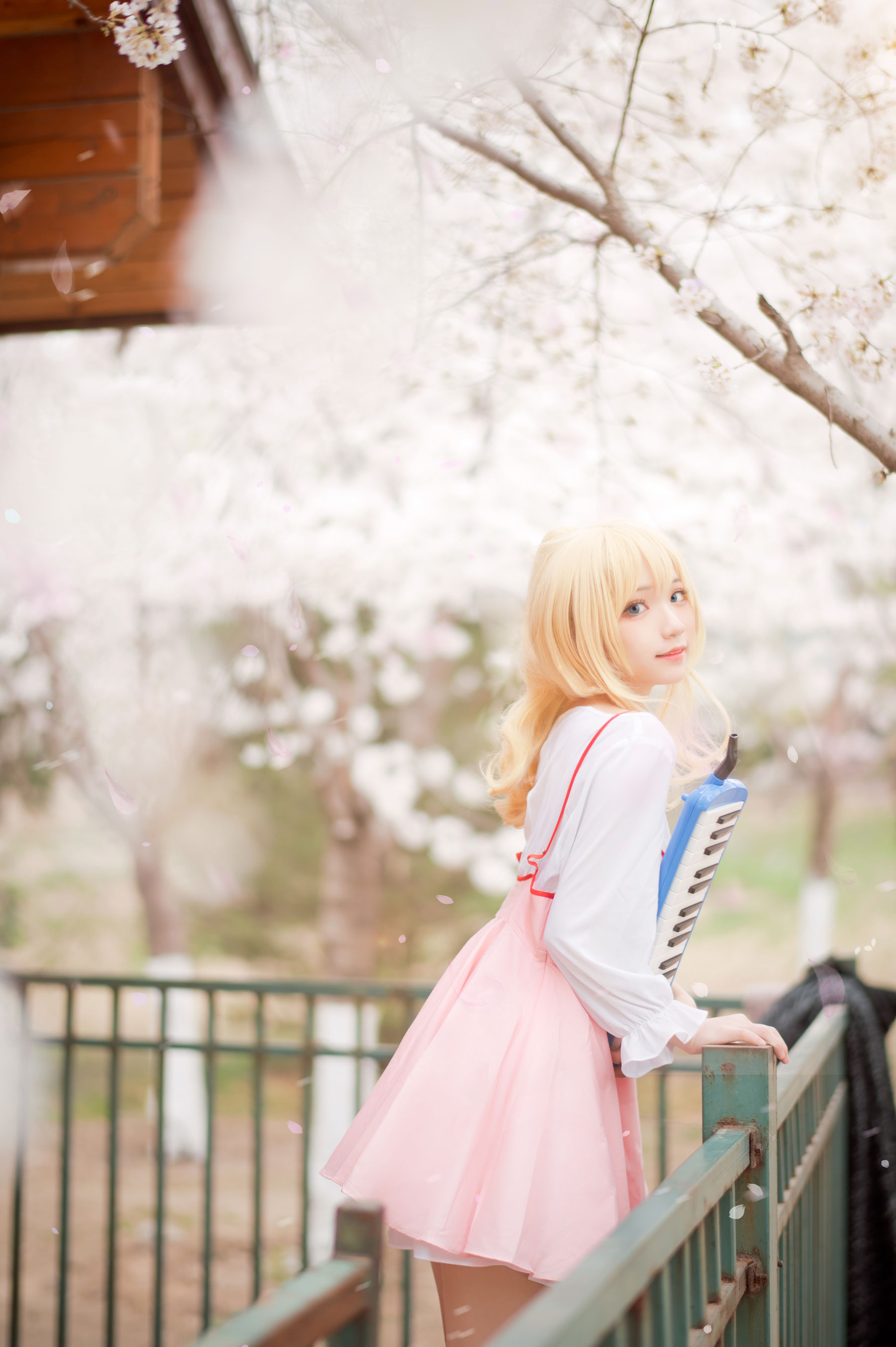 [福利COS] 花柒Hana - 宫园熏粉裙/(9P)