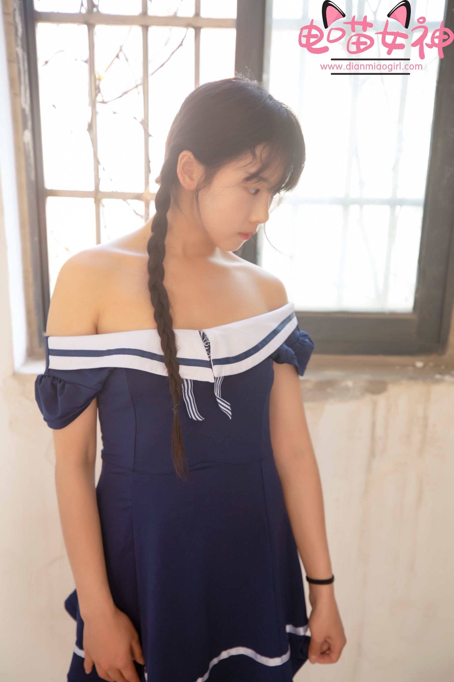 [福利COS] 电喵女神 - 灵唯 制服/(33P)