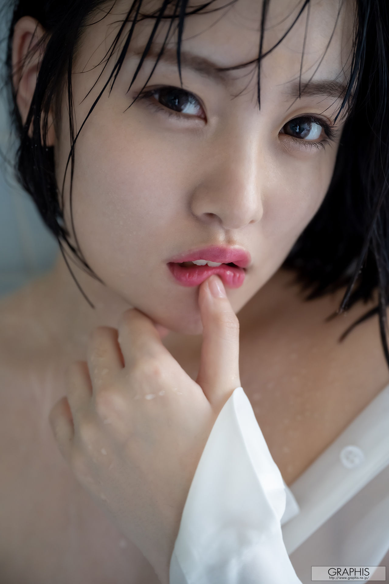 [Graphis] Gals511 Suzu Akane 愛宝すず Artless/(57P)