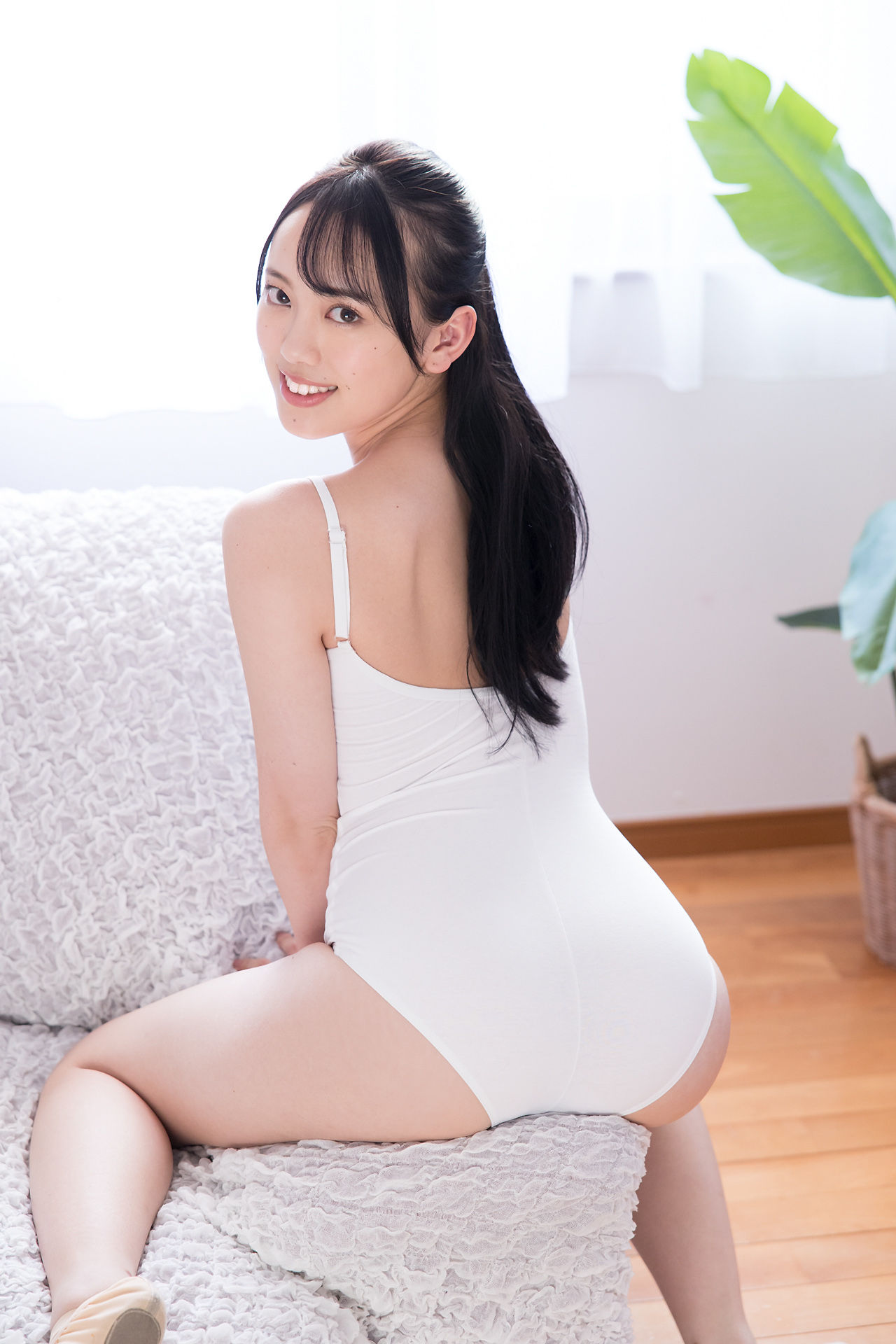 [Minisuka.tv] Sarina Kashiwagi 柏木さりな - Regular Gallery 9.3/(54P)