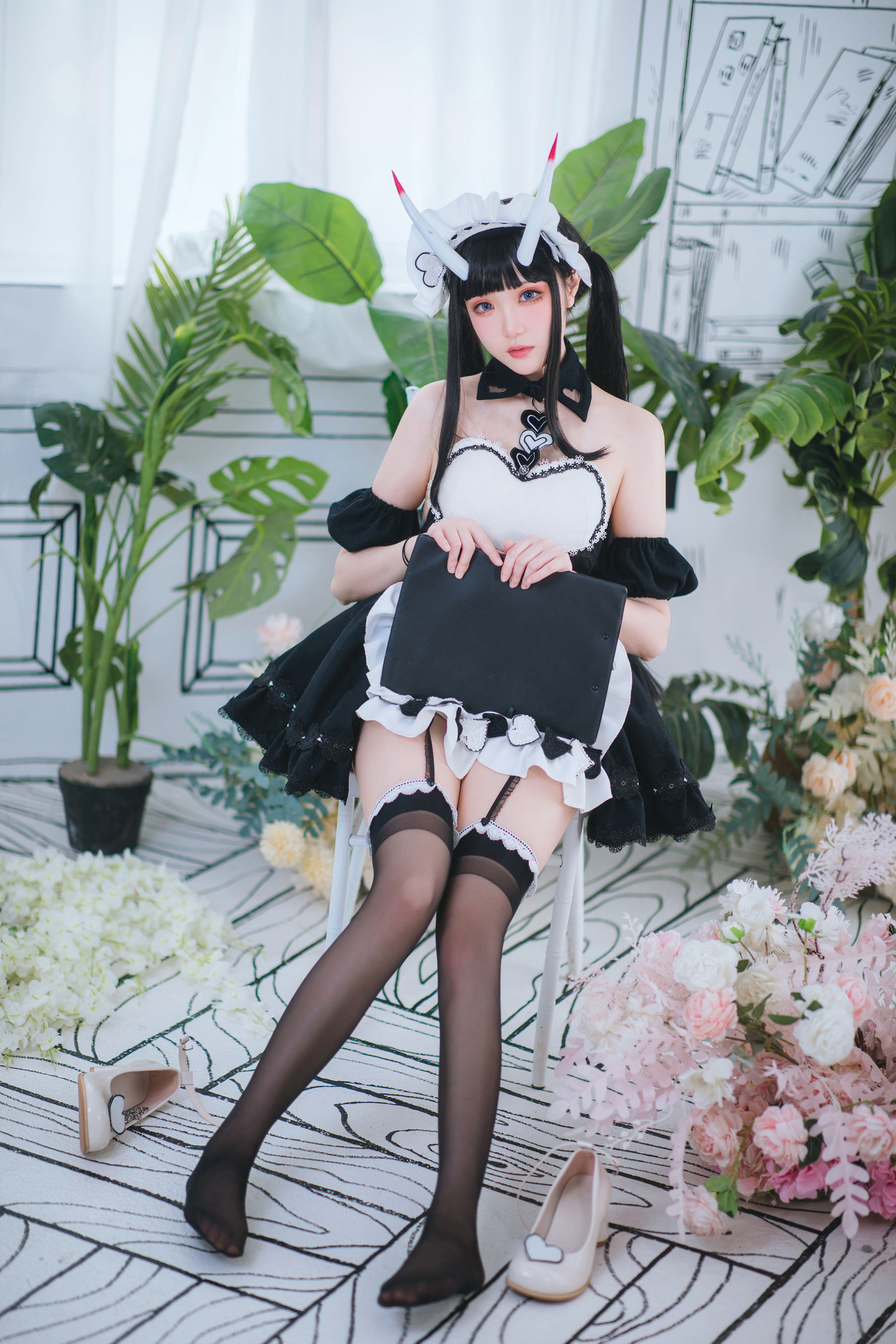 [福利COS] Coser瓜希酱福利 - 能代女仆/(22P)