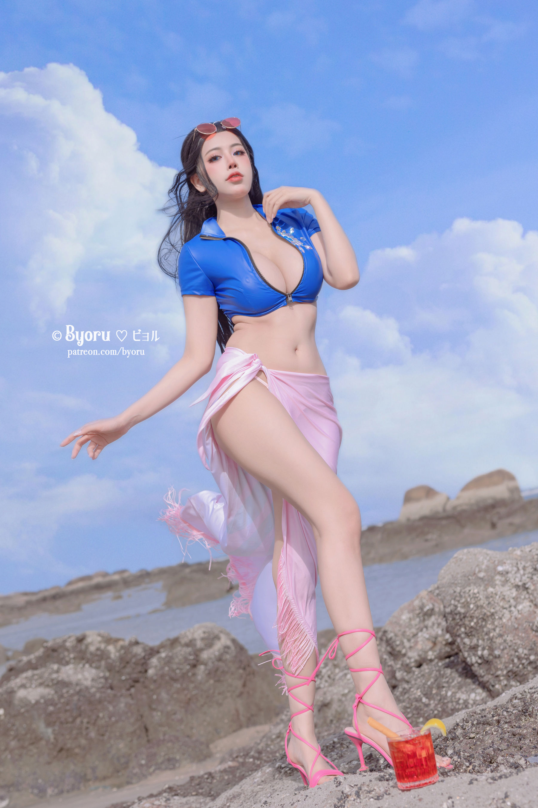 [福利COS] 日本性感萝莉Byoru - Nico Robin/(30P)