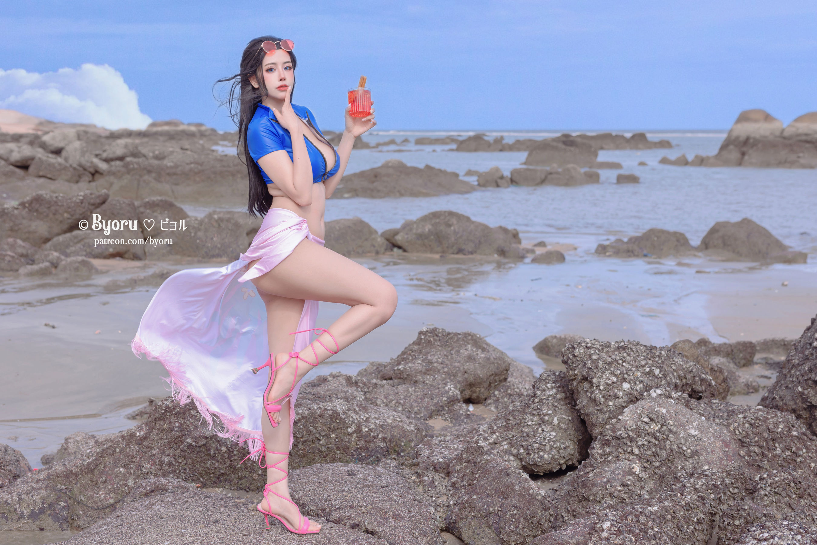 [福利COS] 日本性感萝莉Byoru - Nico Robin/(30P)