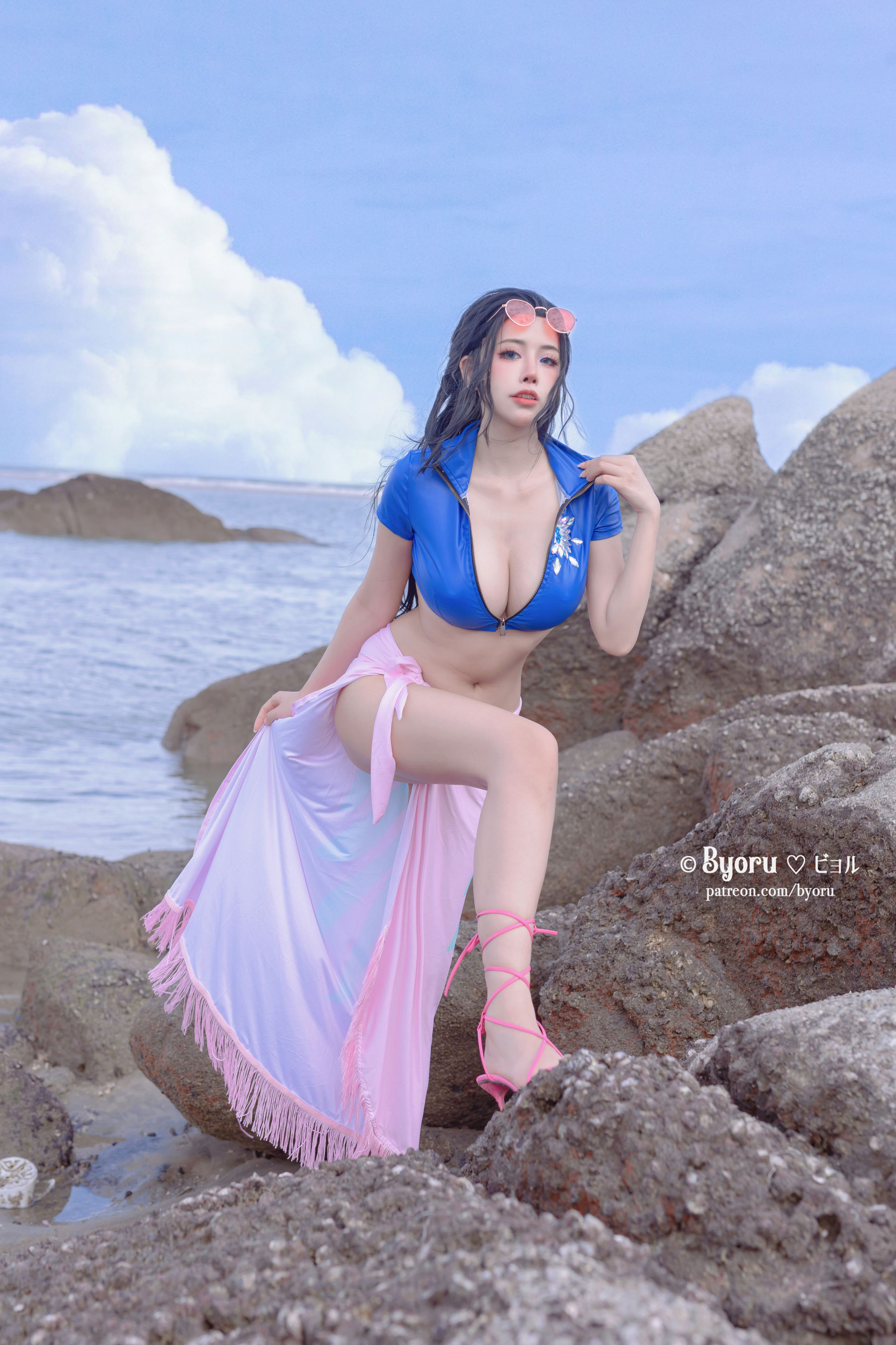 [福利COS] 日本性感萝莉Byoru - Nico Robin/(30P)