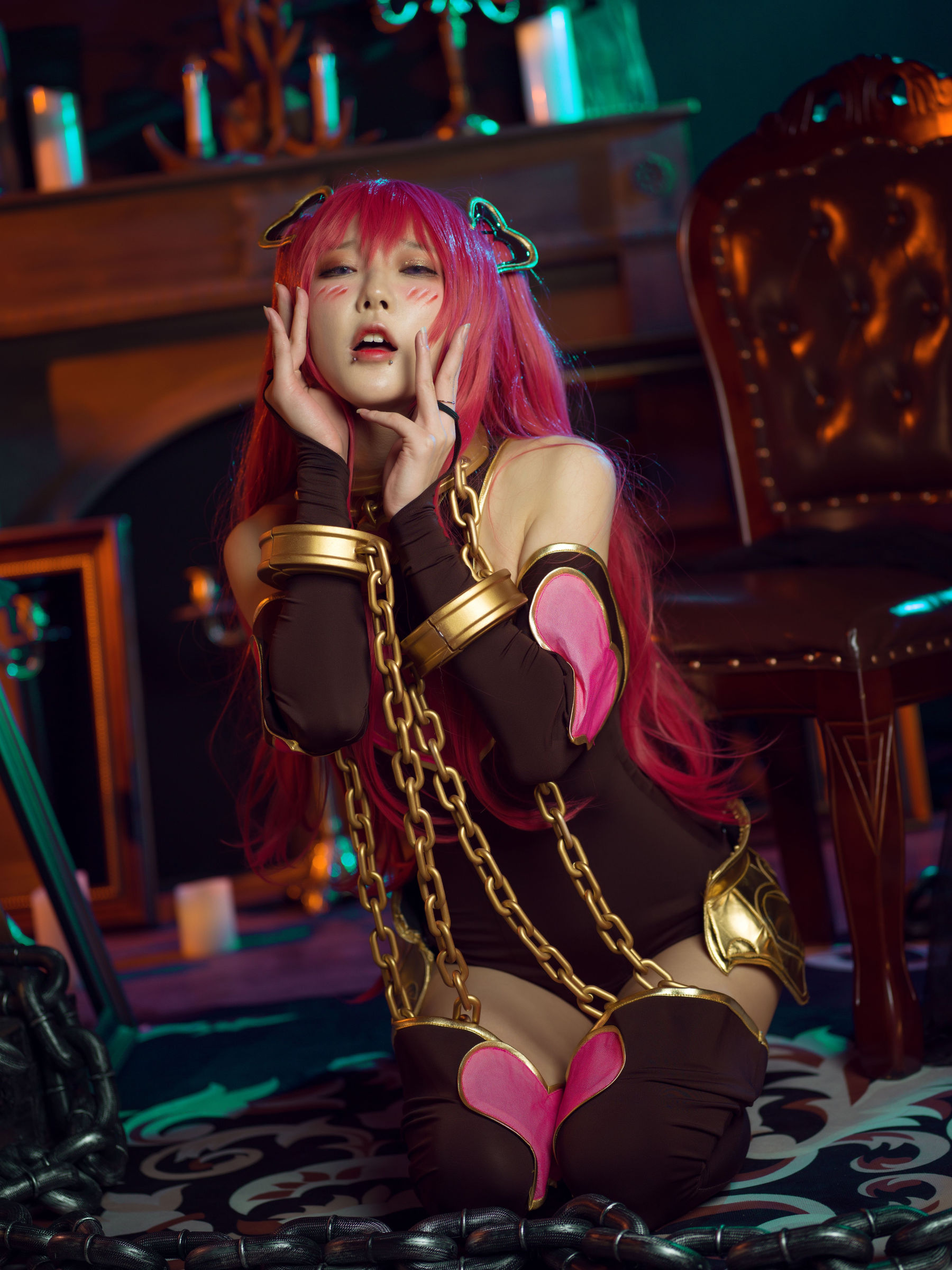 [福利COS] 动漫博主阿包也是兔娘 - Kuuka/(26P)