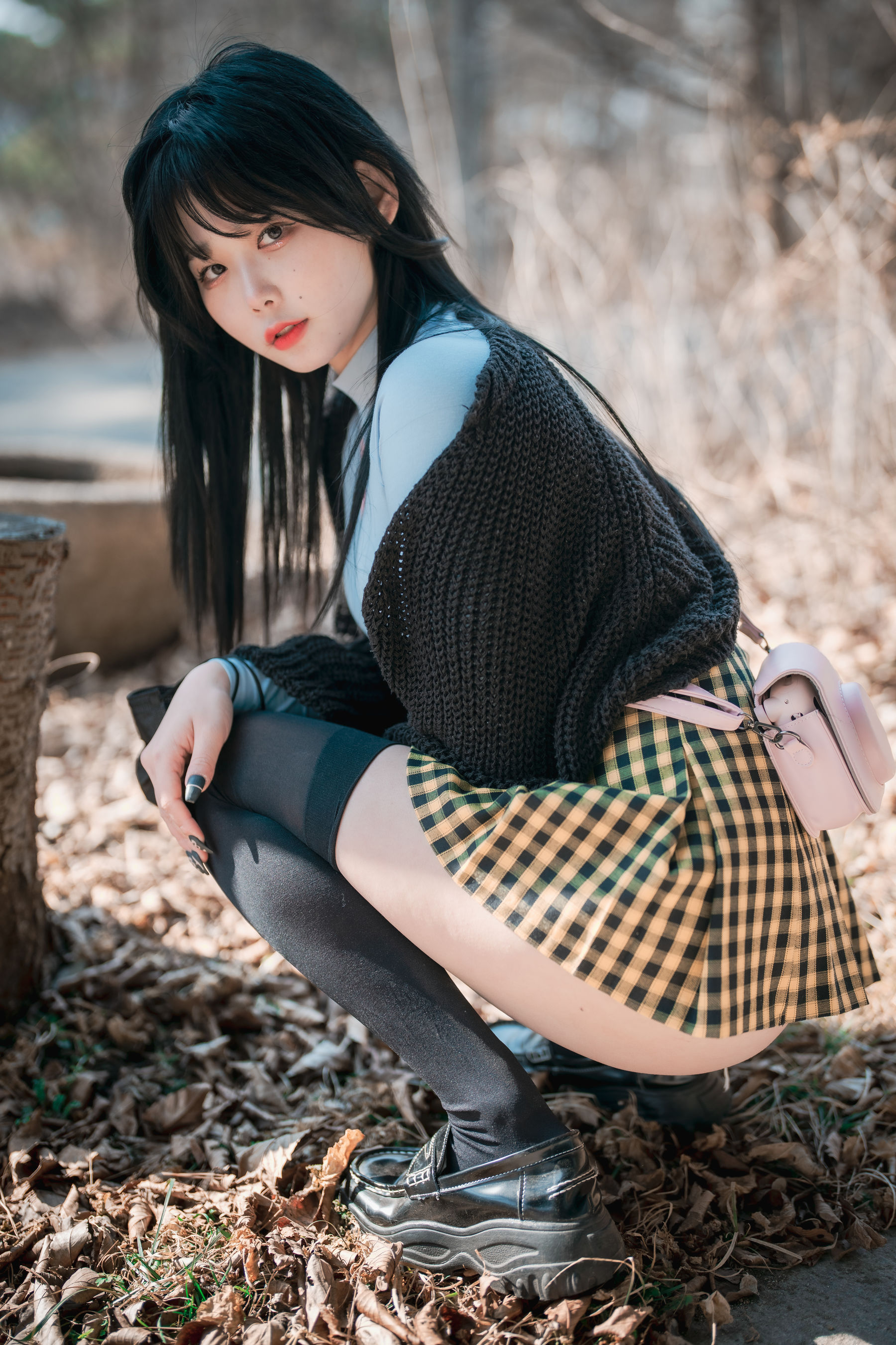 [DJAWA]  Zia - Early Spring Walk in March/(141P)