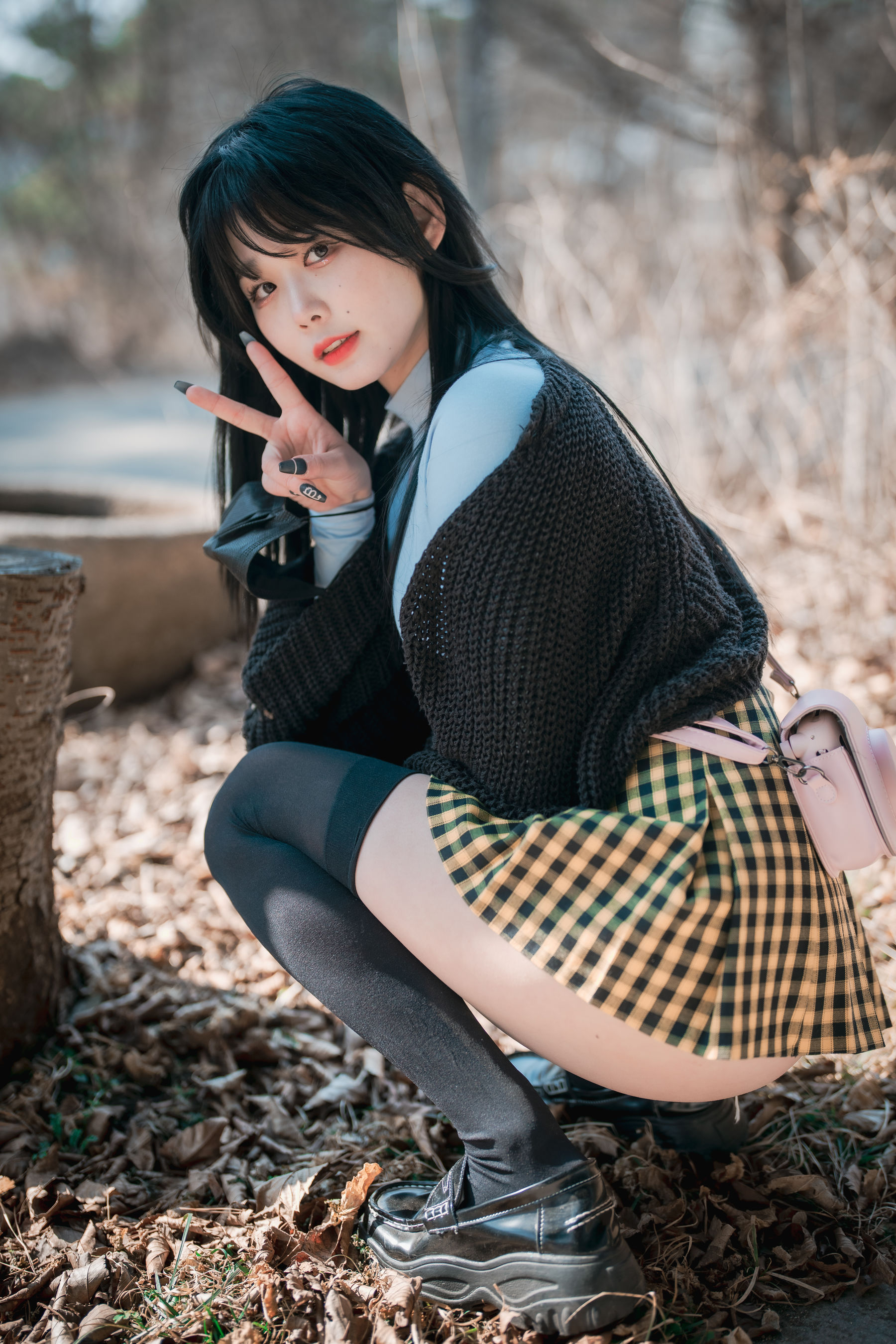 [DJAWA]  Zia - Early Spring Walk in March/(141P)