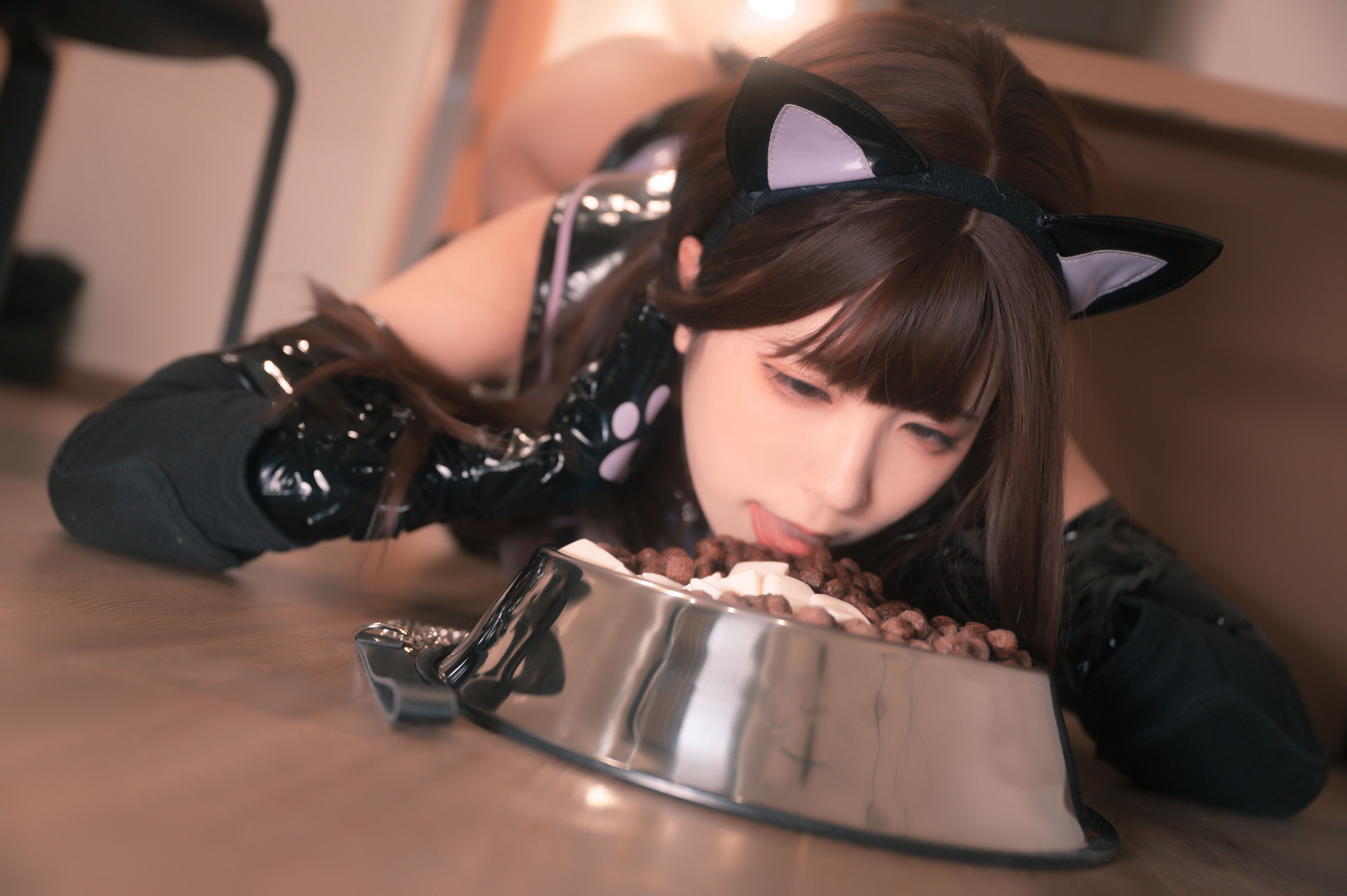 [福利COS] Quan冉有点饿 - 束缚猫猫/(36P)