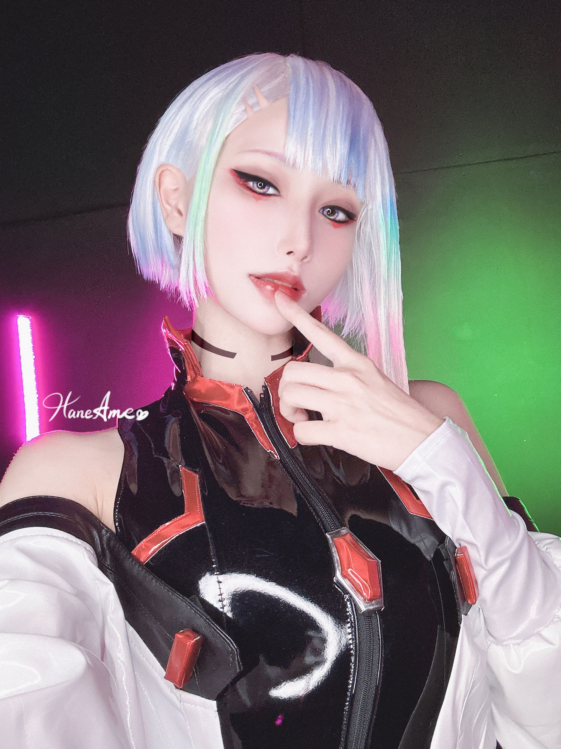 [福利COS] Hane Ame 雨波写真 - Cyberpunk Lucy/(36P)