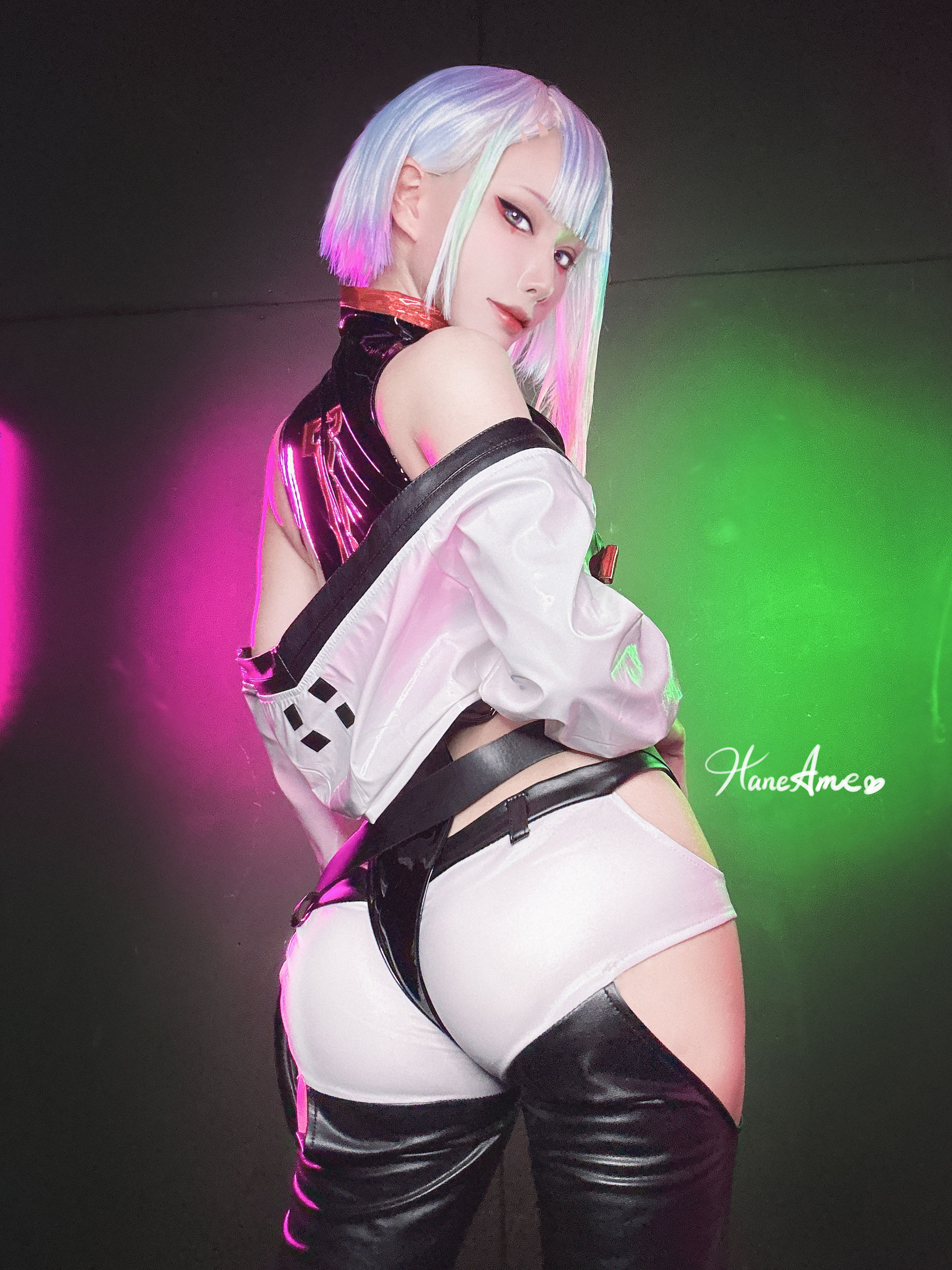 [福利COS] Hane Ame 雨波写真 - Cyberpunk Lucy/(36P)