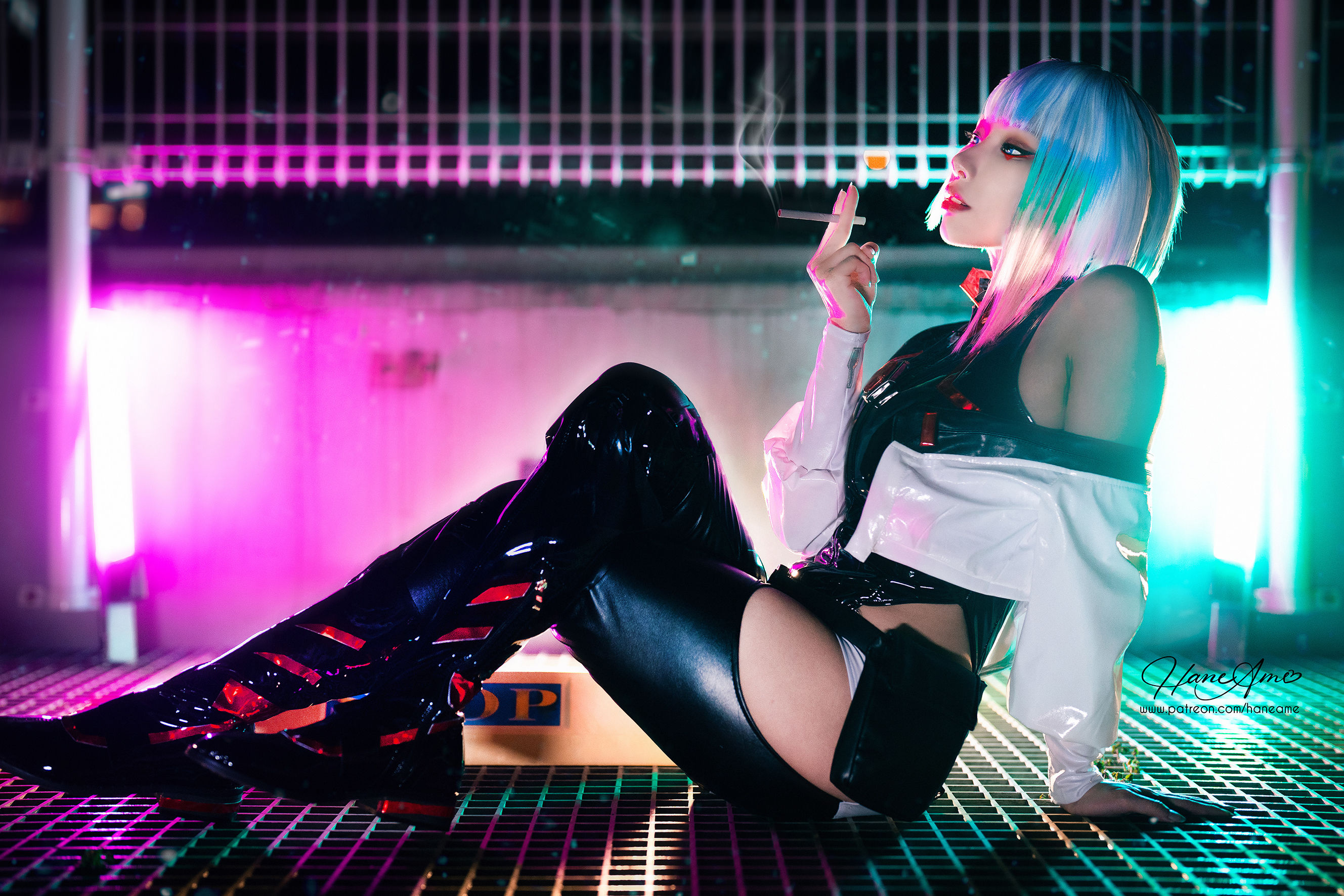 [福利COS] Hane Ame 雨波写真 - Cyberpunk Lucy/(36P)